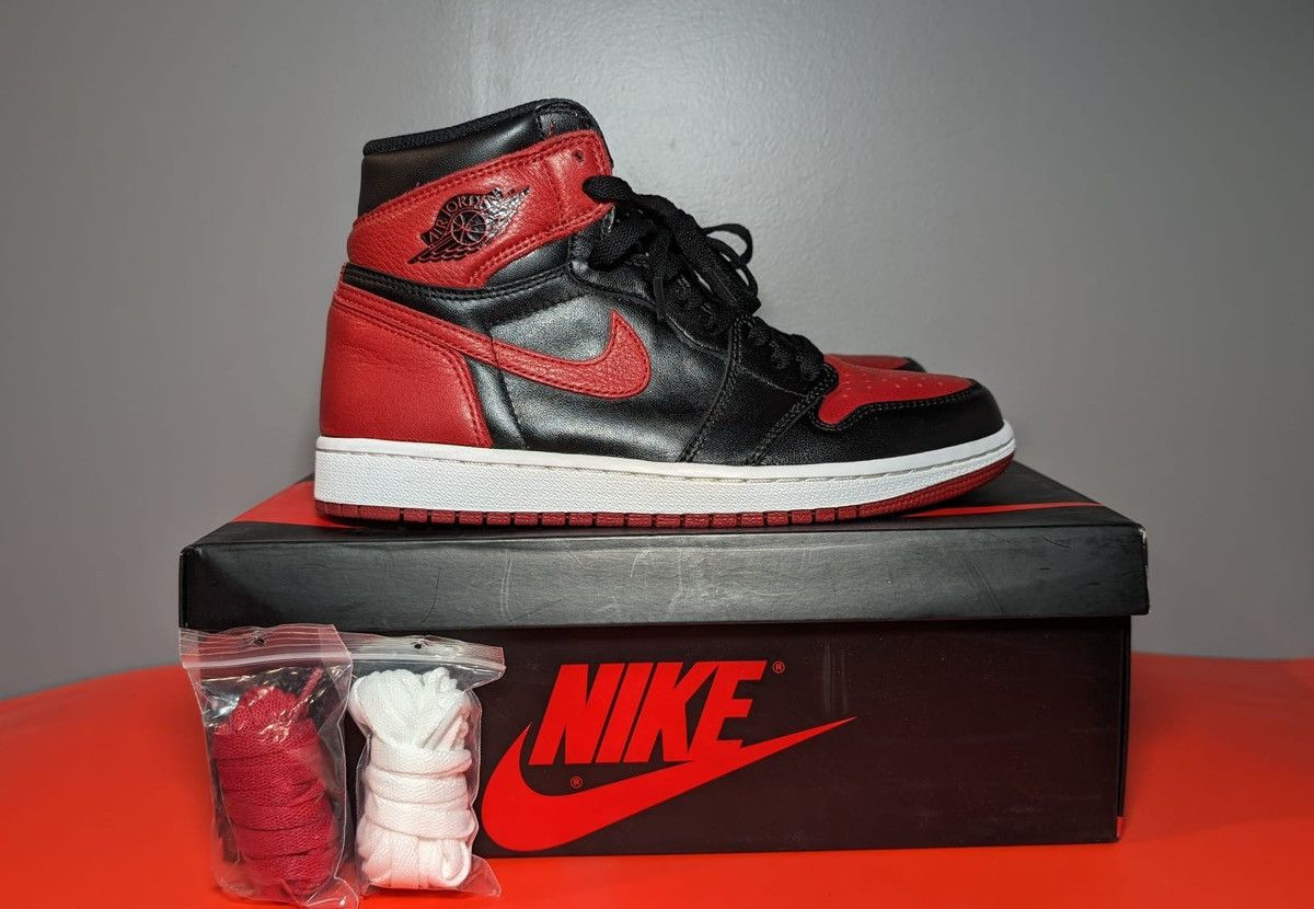 image of Size 7 - Jordan 1 Retro OG High Banned Bred Shoes, Men's