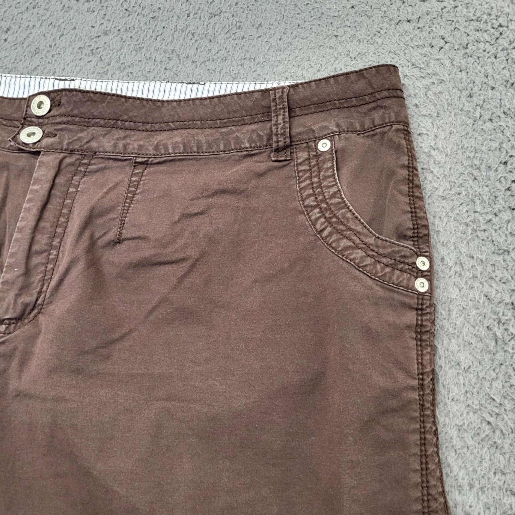 Vintage JMS Just My Size Shorts Women's Plus Size 22W Bermuda Denim 5-Pocket See Pic's Brown Blue College Boho Beach Travel Casual Womens Size 40" / US 18 - 5 Thumbnail