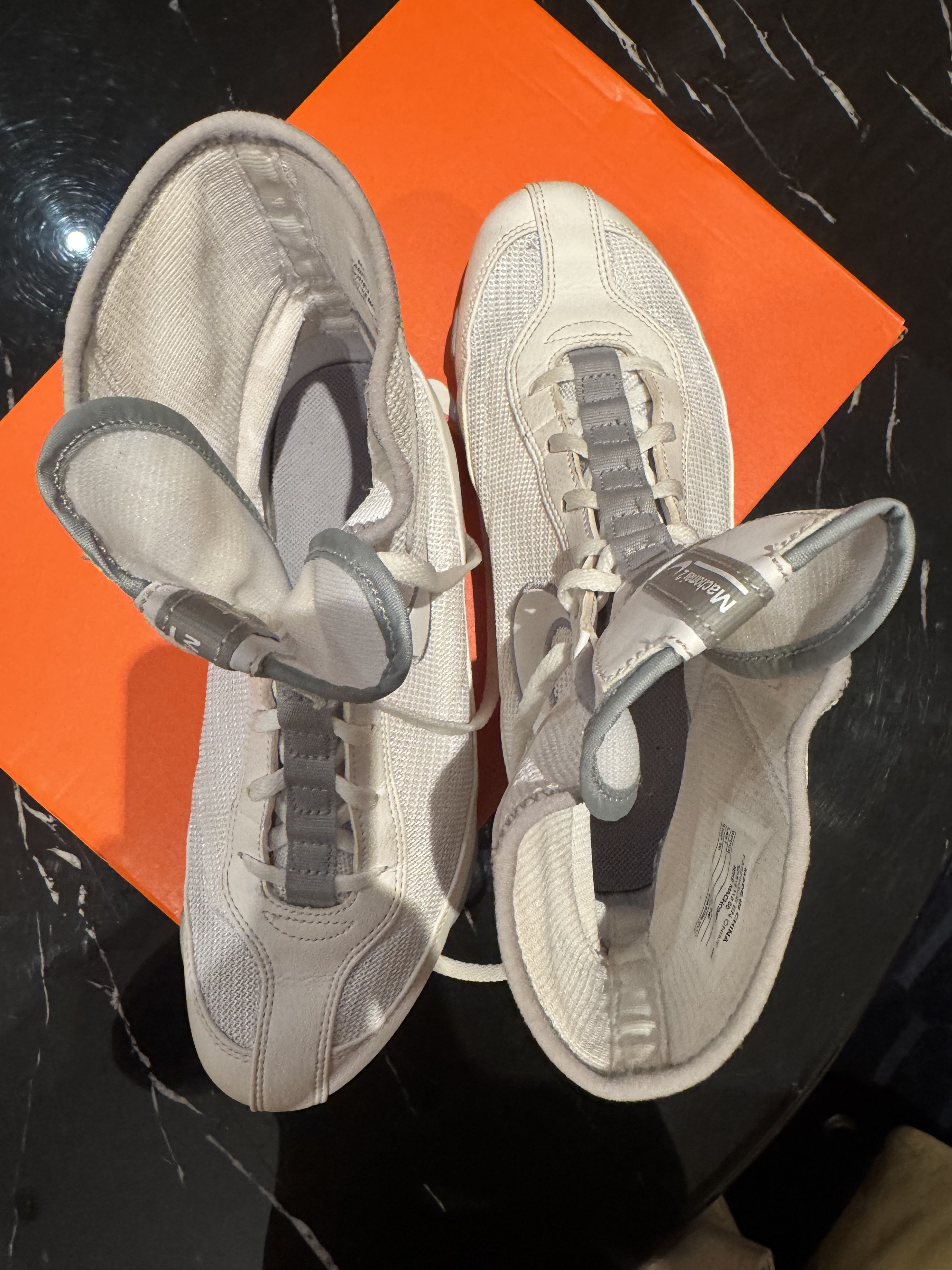 Nike NIKE MACHOMAI Size US 7 / EU 40 - 5 Thumbnail