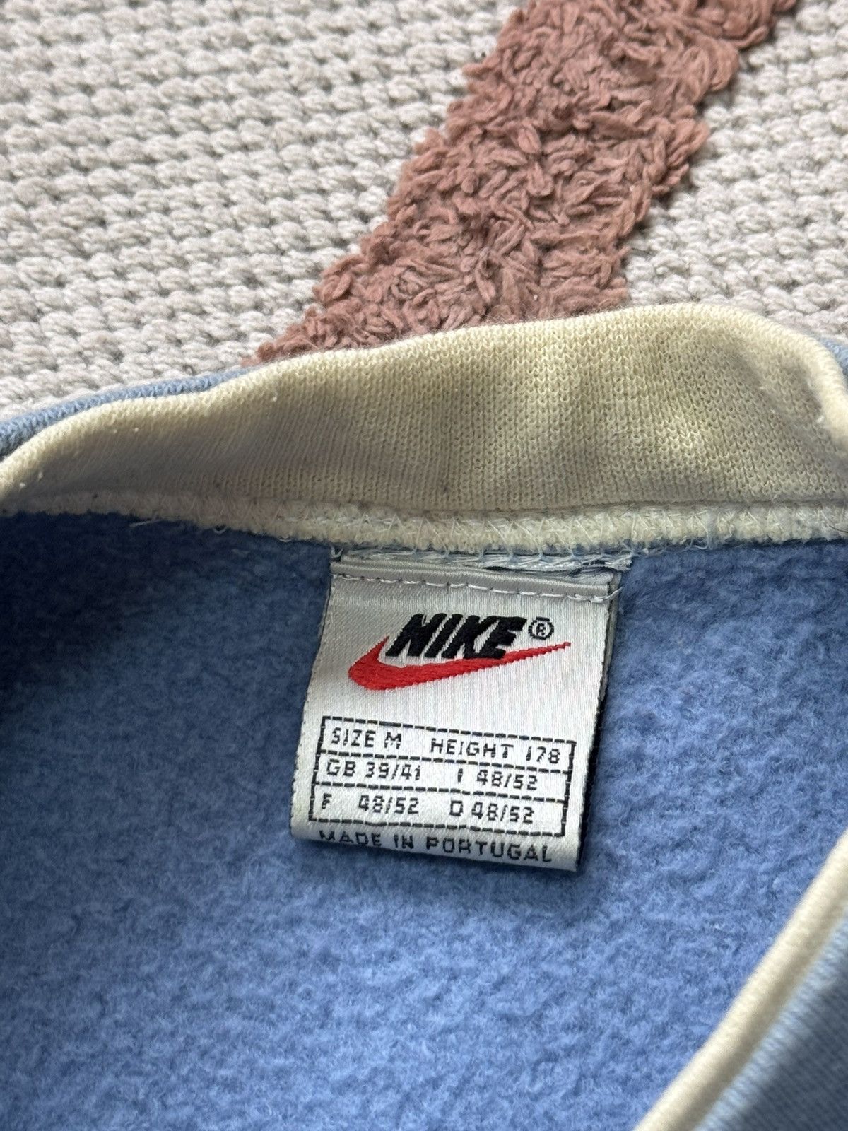 Nike VINTAGE NIKE 2000s BIG LOGO SWEATSHIRT Size US M / EU 48-50 / 2 - 5 Thumbnail