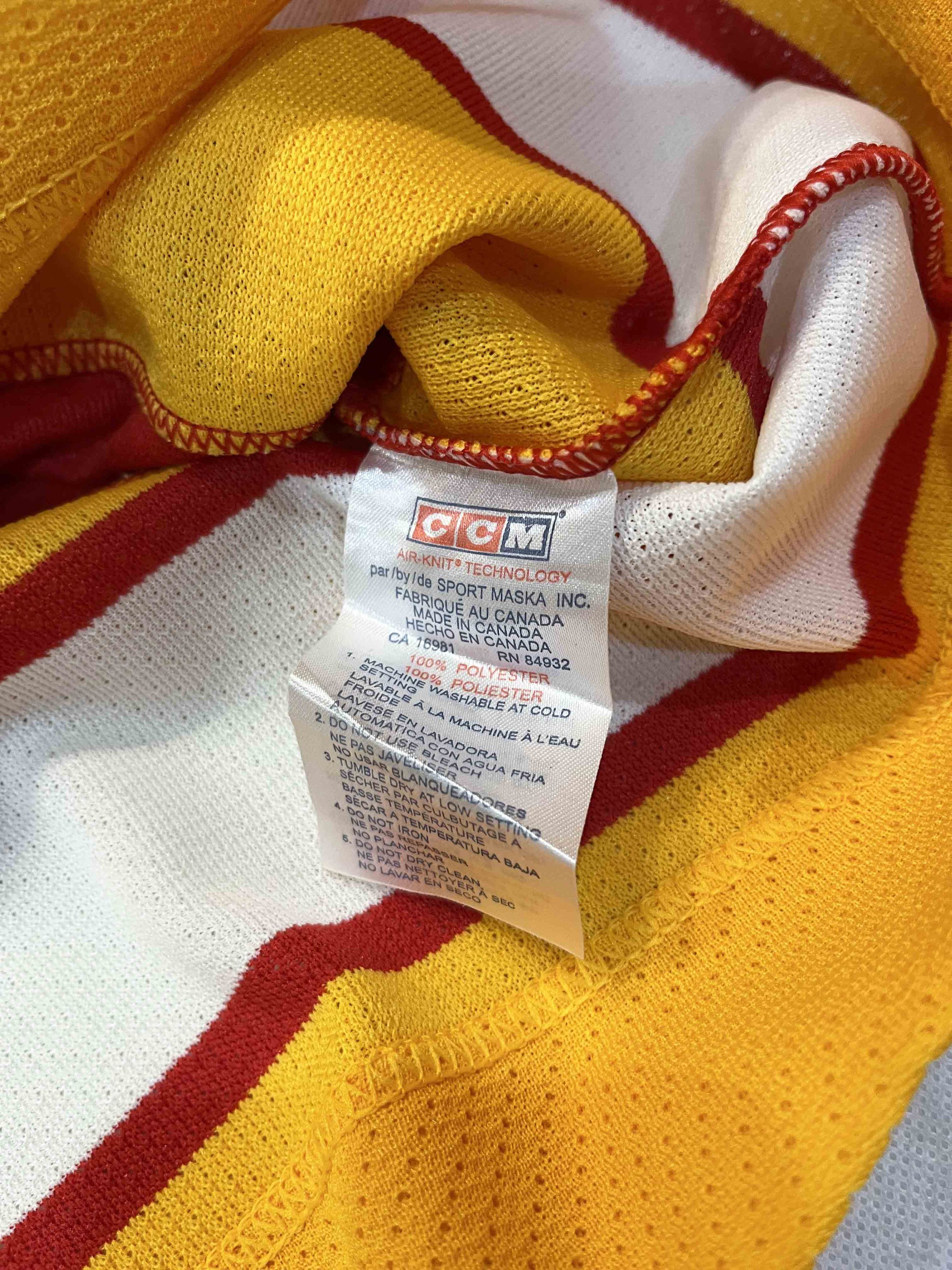 Ccm × NHL CCM Vintage Calgary Flames ZALAPSKI #33 NHL Hockey Jersey Size US XL / EU 56 / 4 - 7 Thumbnail