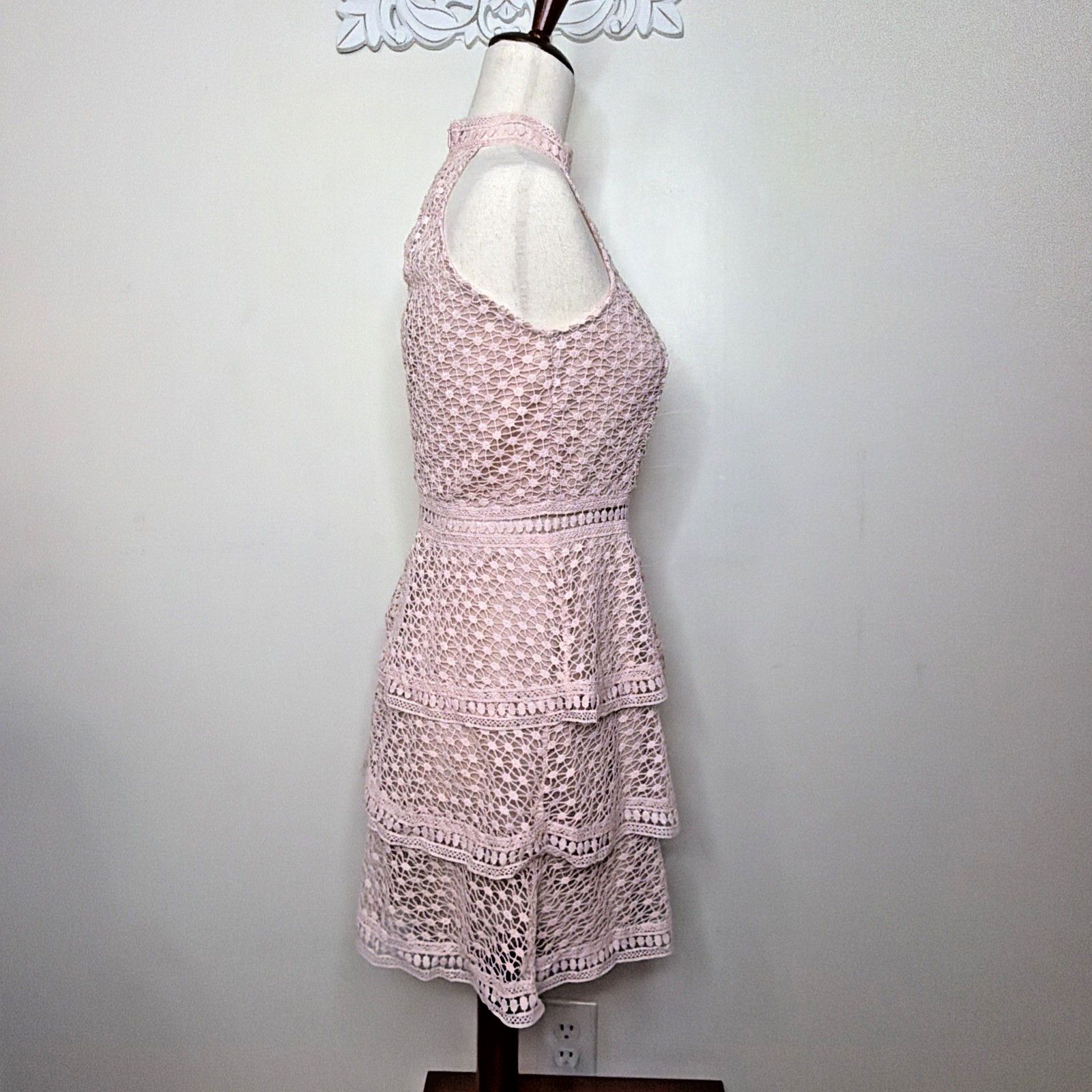 Other AX PARIS size 10 Fits size 8 Model High Neck LaceDress PINK Size L / US 10 / IT 46 - 4 Thumbnail