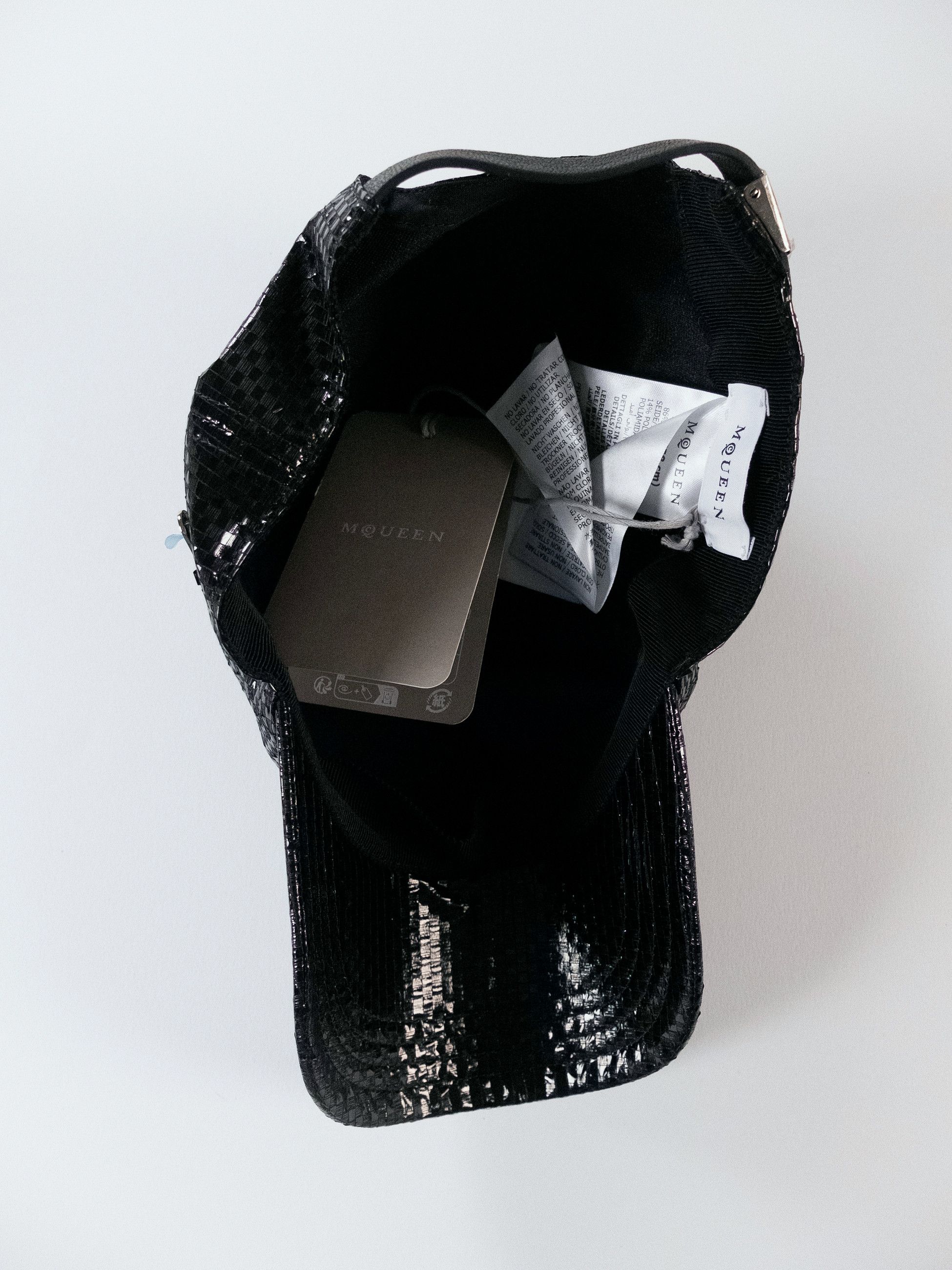 Alexander McQueen ALEXANDER MCQUEEN black Tarpaulin silk baseball cap Medium Size ONE SIZE - 10 Thumbnail