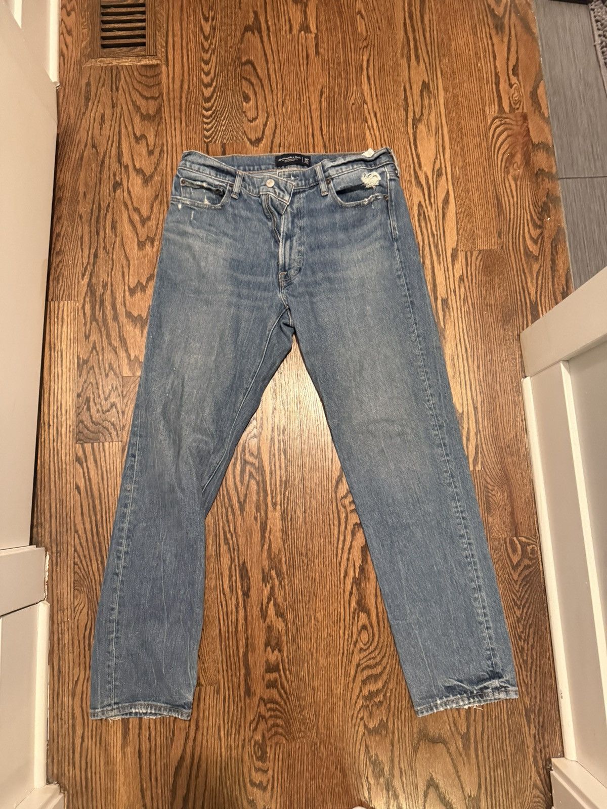 Abercrombie & Fitch Abercrombie & Fitch blue jeans, 90’s straight fit, Size 34" Size US 34 / EU 50 - 1 Thumbnail