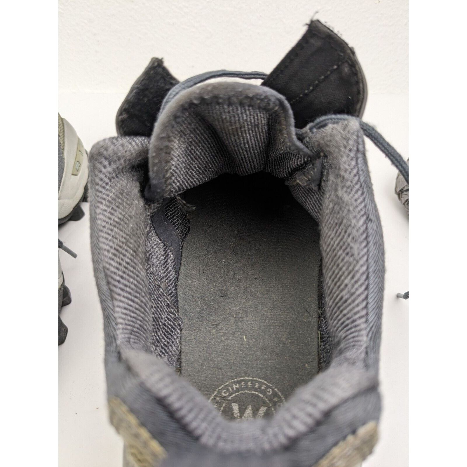 Nike Nike ACG Air Wailuku 2001 Gray Silver Trail Hike Sneakers 8 Size US 8 / IT 38 - 15 Thumbnail