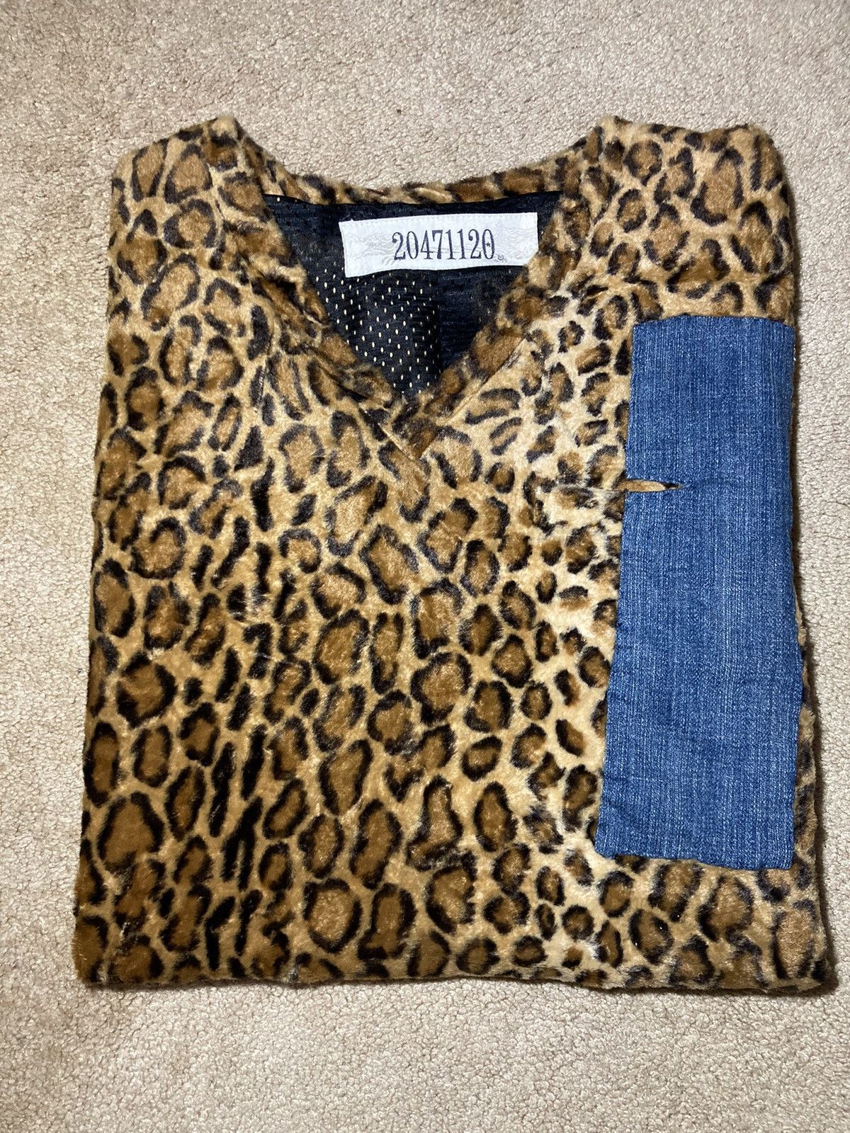 20471120 AW97 20471120 Cheetah Deep Pile Leopard Jersey Mesh 1997 90s Size US M / EU 48-50 / 2 - 1 Thumbnail