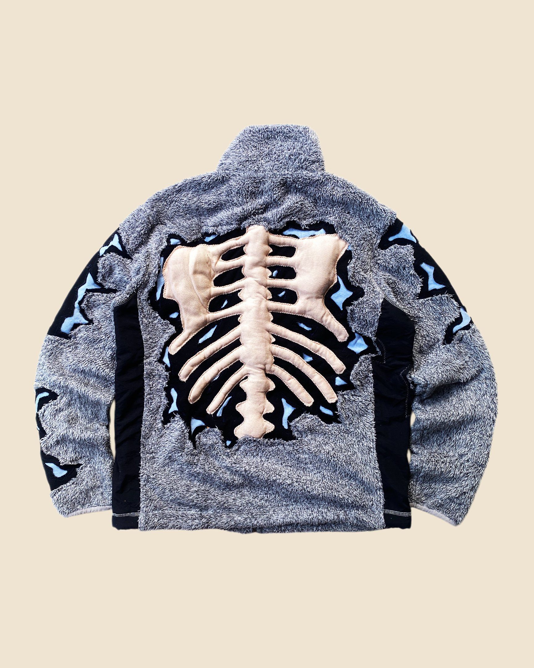 Handmade 1 OF 1 REWORKED CRACKY 3D PUFF SKELETON SHERPA JACKET SIZE M Size US M / EU 48-50 / 2 - 8 Thumbnail