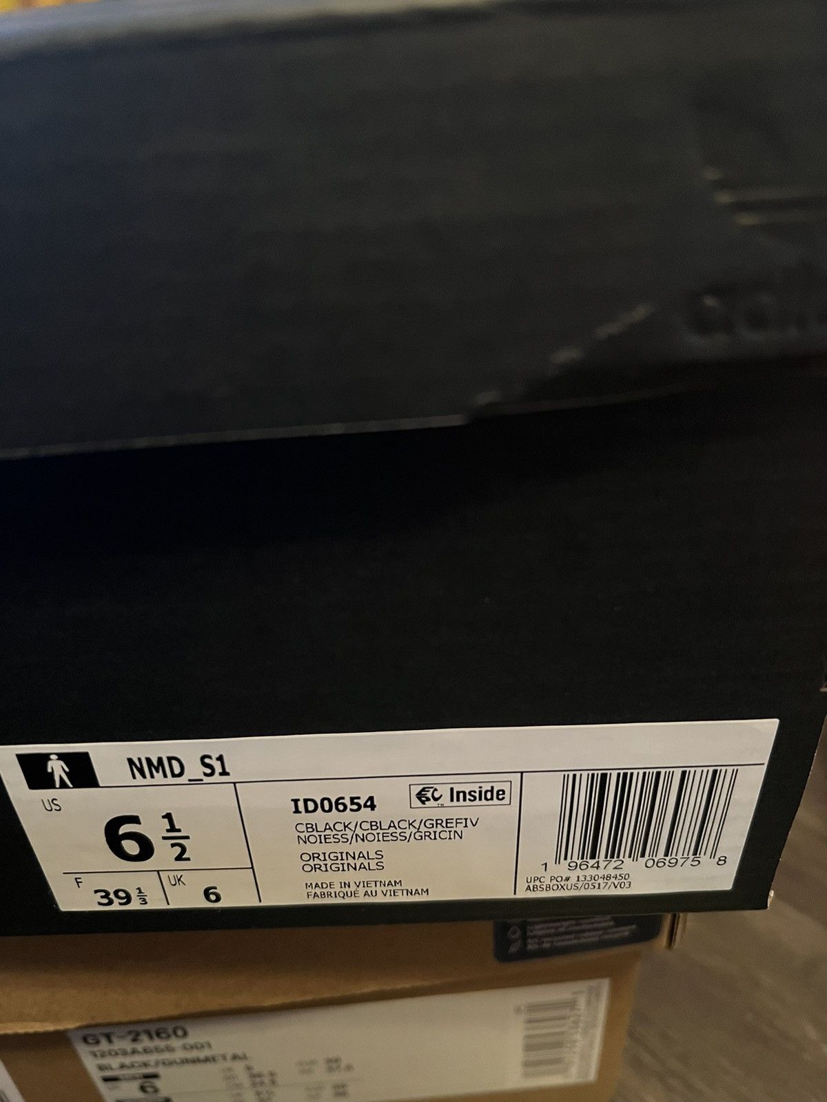 Adidas MND s1 Adidas cBlack 6.5 Size US 6.5 / EU 39-40 - 12 Thumbnail