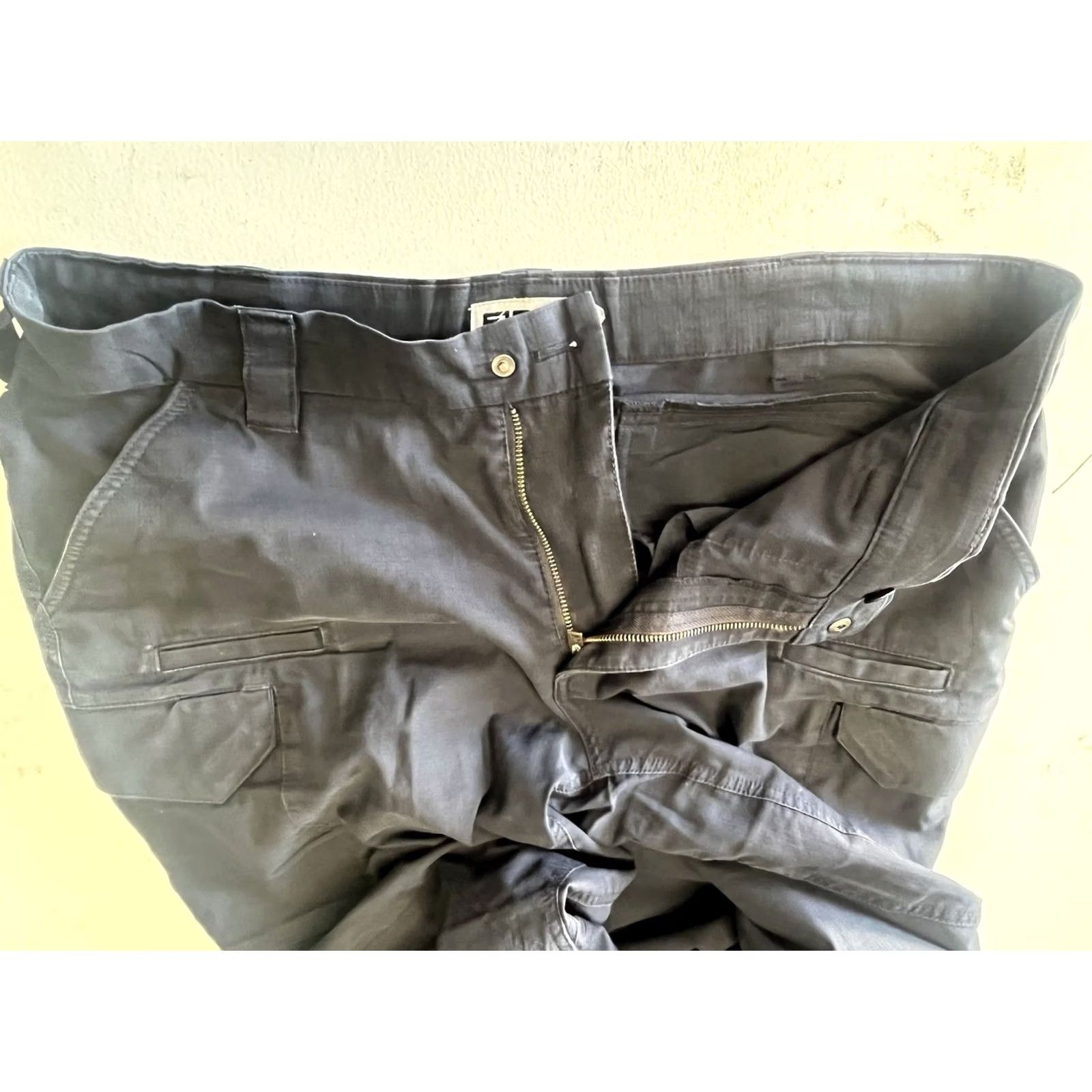 Vintage First Tactical Pants Men 40x32 Black Cargo Tactical Work Utility Pants Size US 40 / EU 56 - 6 Thumbnail