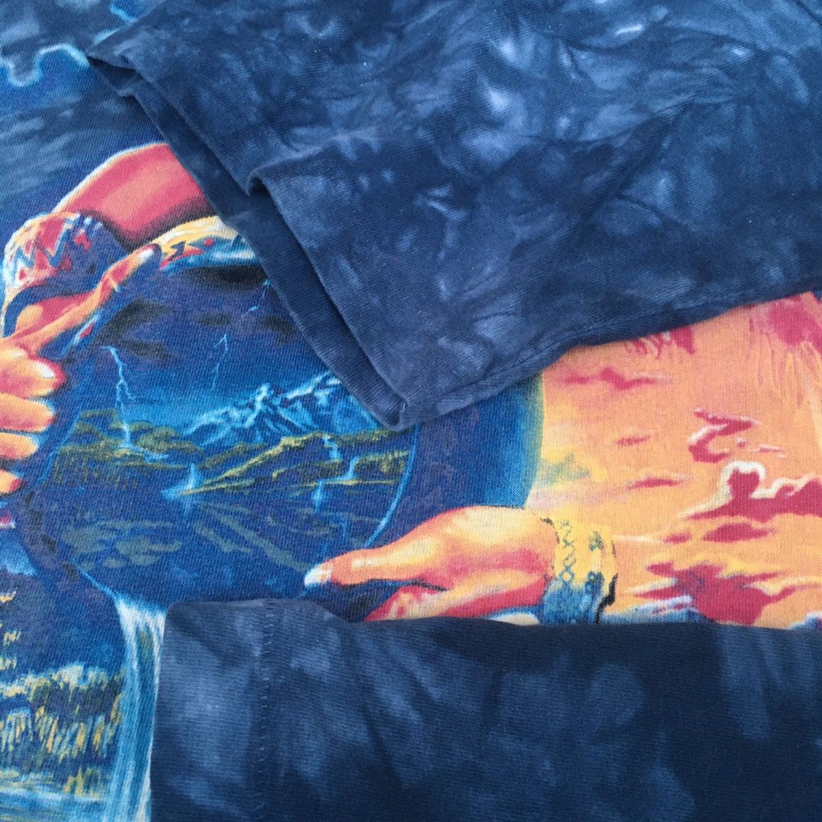 The Mountain Vintage 1996 The Mountain Graphics Tee Size US L / EU 52-54 / 3 - 4 Thumbnail