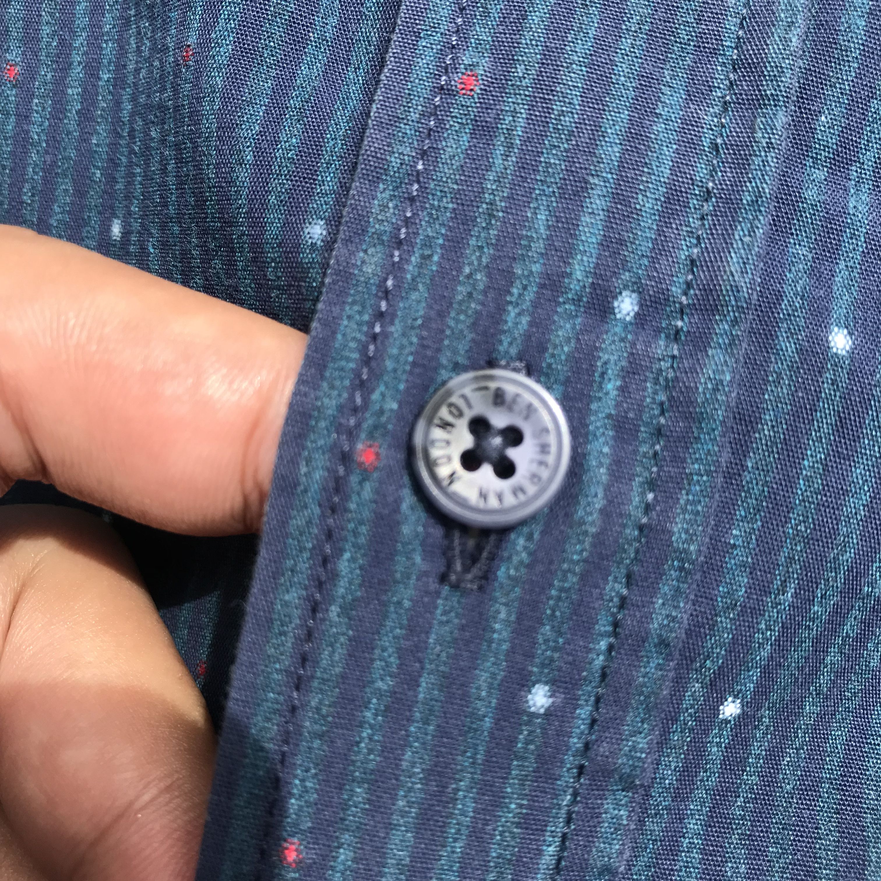 Ben Sherman Ben Sherman button down shirt navy blue polkadot stripe Size US S / EU 44-46 / 1 - 5 Thumbnail