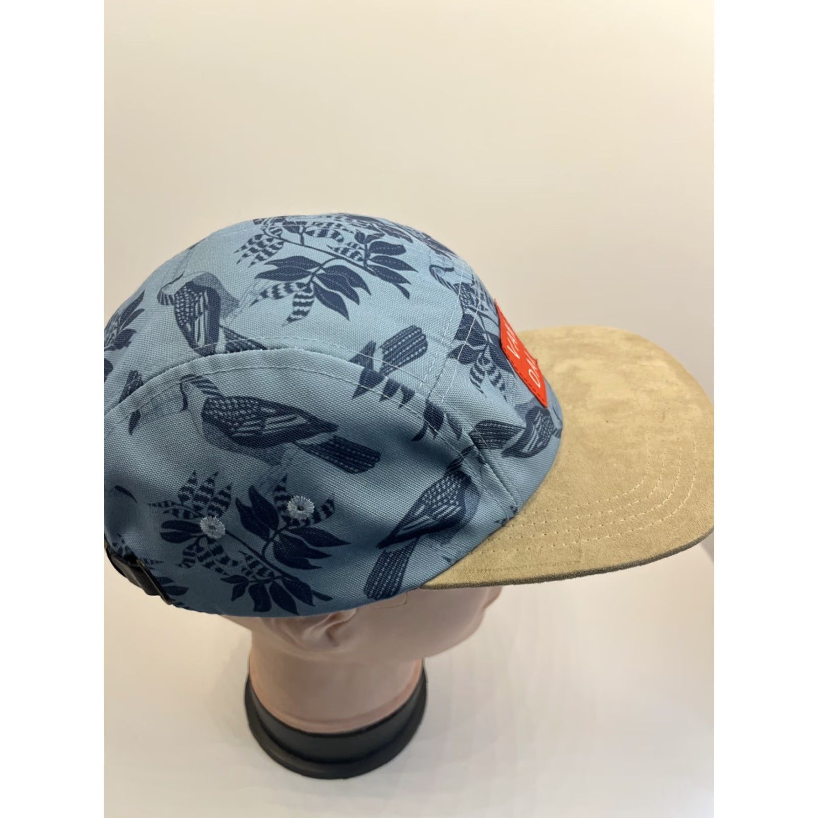 Vintage VNDL 5 Panel Adjustable Leather Strap-back Adult Hat Cap Men Blue Canvas Cotton Geometric Modern Casual Adjustable Vandal Cap Size ONE SIZE - 4 Thumbnail