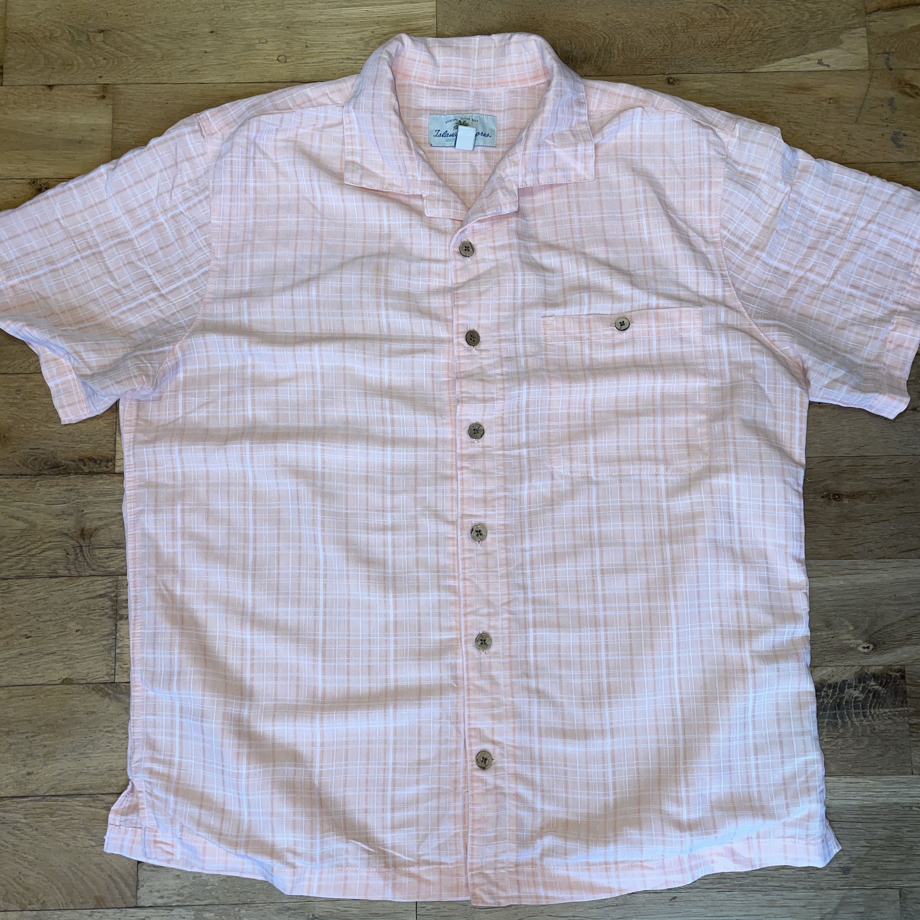 Island Shores Island Shores Hawaiian Vacation Shirt 64% Rayon Size L Size US L / EU 52-54 / 3 - 1 Thumbnail