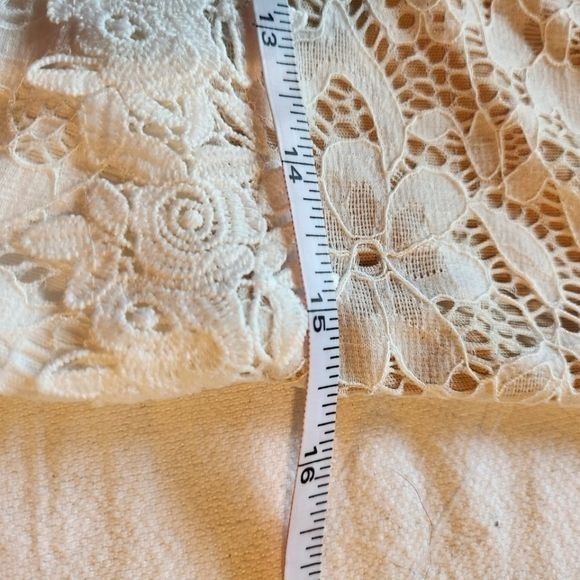 Lulus Lulu's White Laced Lined Maxi Sz. L Dress Event Wedding Size L / US 10 / IT 46 - 10 Thumbnail