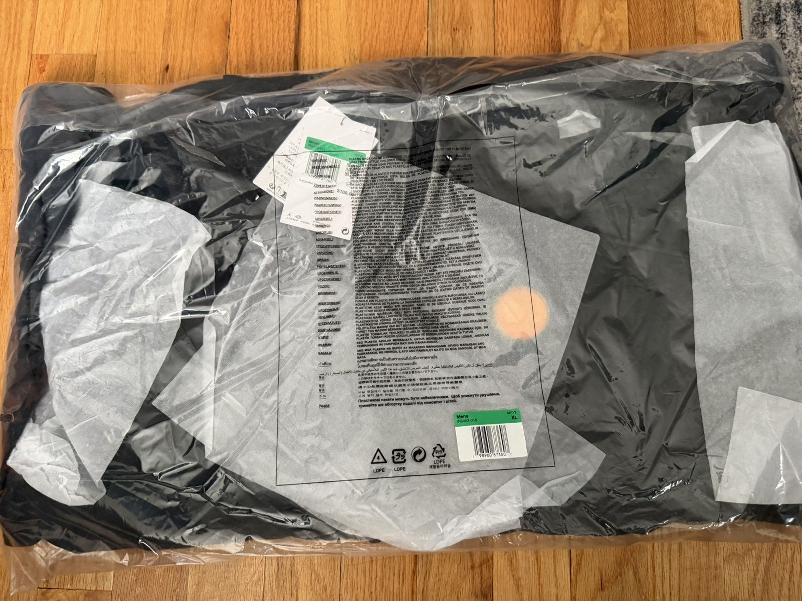 Jordan Brand × Supreme Supreme x Jordan track jacket ss26 black 