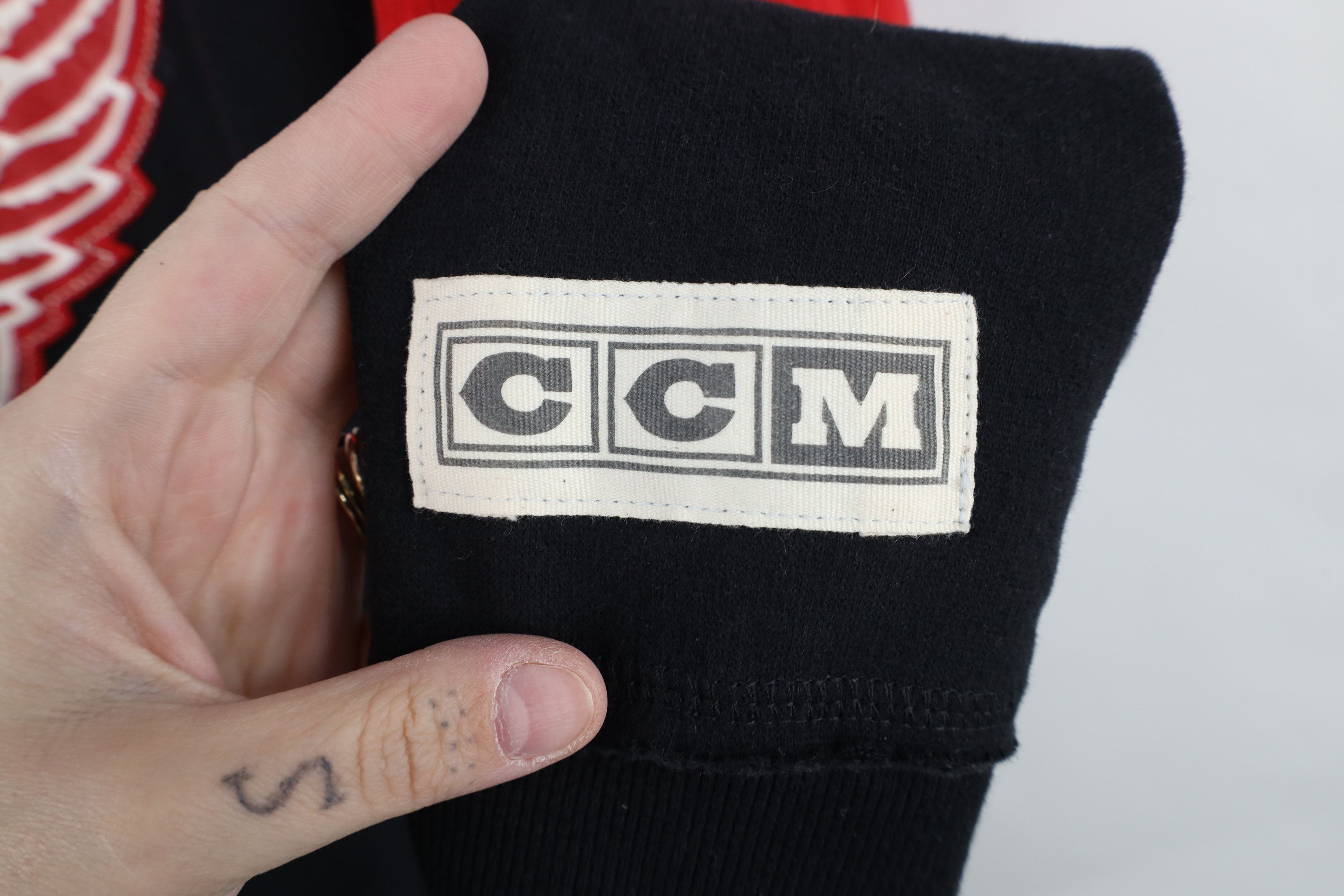Vintage Vintage CCM Hockey Red Wings Hockey Jersey Hoodie Sweatshirt Size L / US 10 / IT 46 - 4 Thumbnail