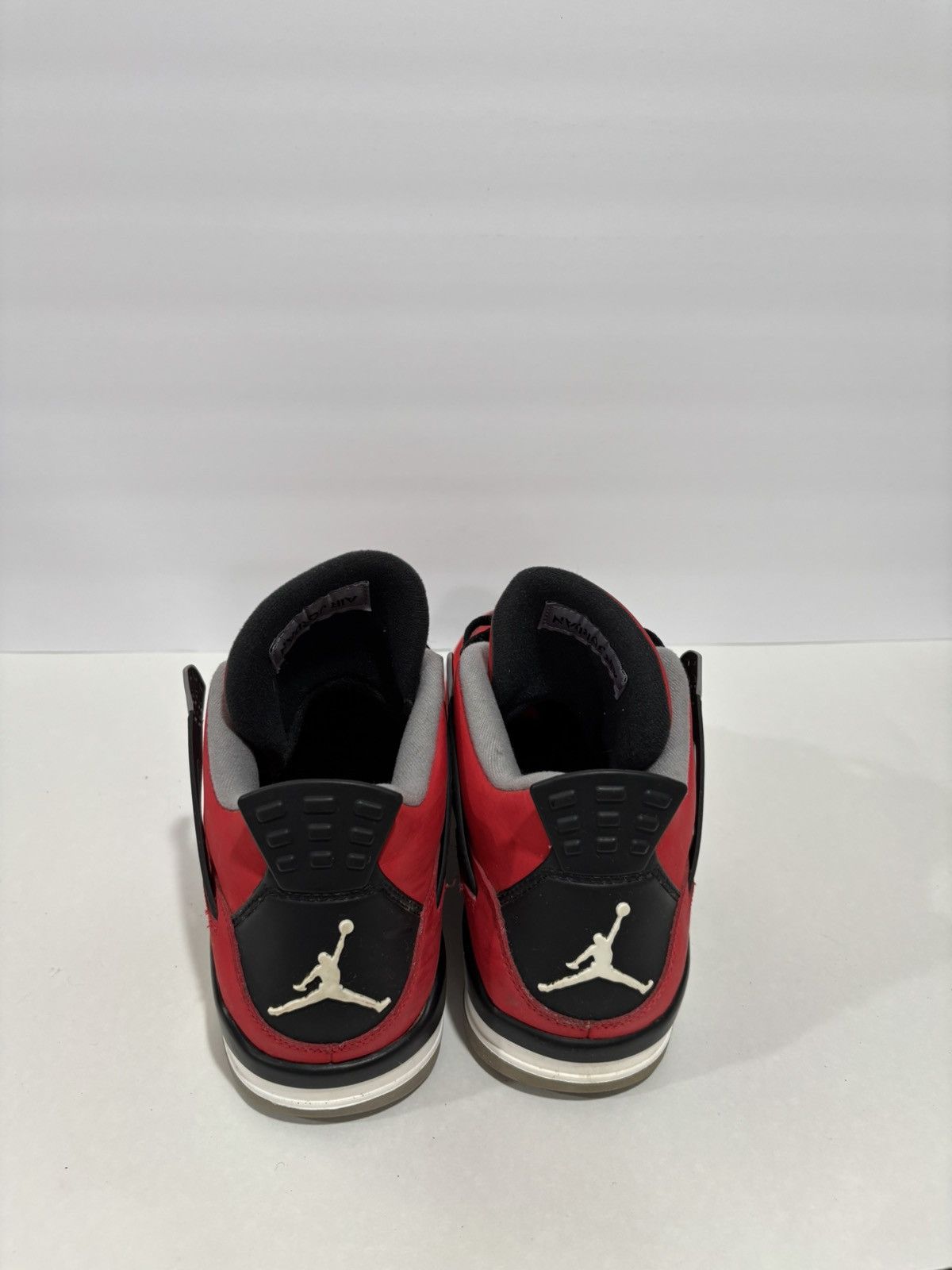 Jordan Brand Jordan 4 Retro "Toro Bravo" Size US 9.5 / EU 42-43 - 5 Thumbnail