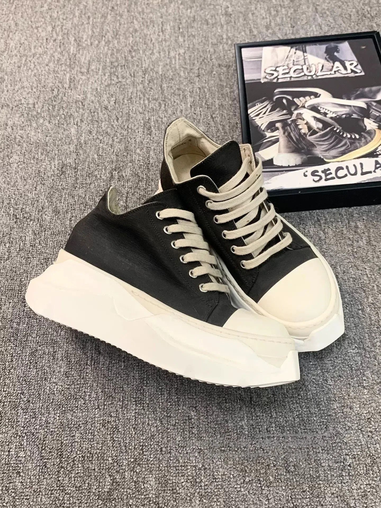 Rick Owens Rick Owens Thick Sole Low. Size US 5 / IT 35 - 3 Thumbnail