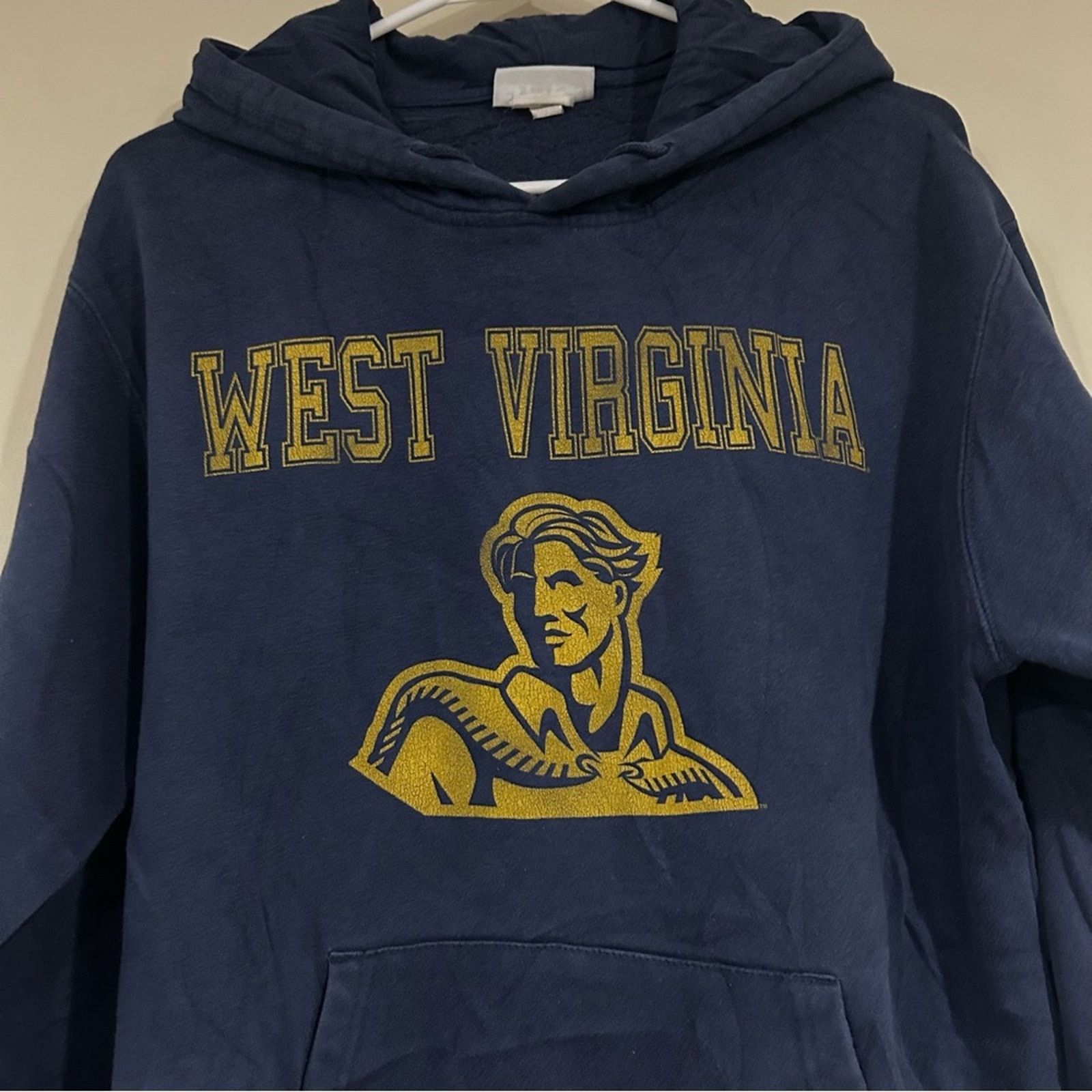 Majestic Vintage West Virginia Mountaineers Hoodie Size US M / EU 48-50 / 2 - 2 Thumbnail