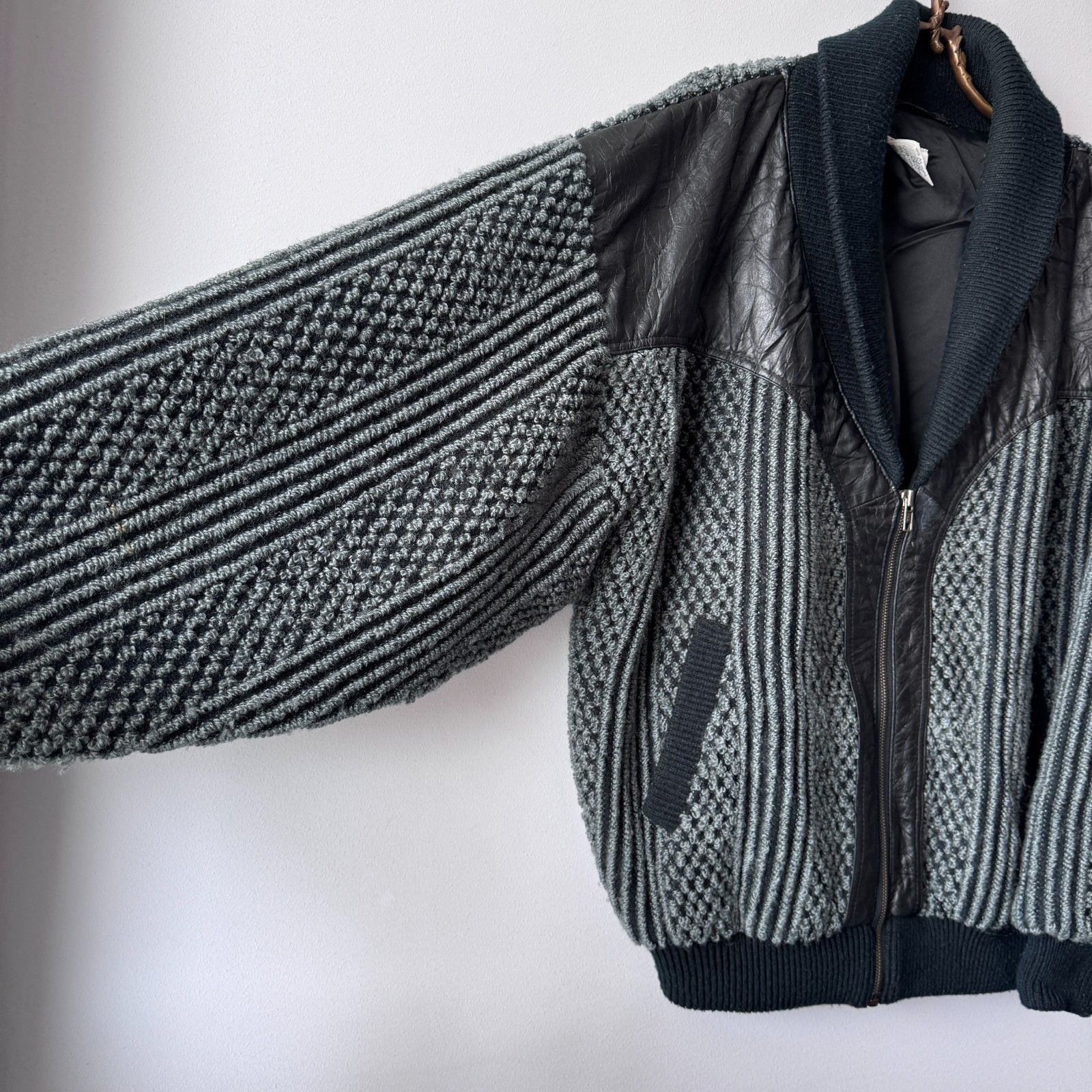 Vintage Vintage Archive Bomber Jacket Knitted Y2K Avant Garde Size US XL / EU 56 / 4 - 3 Thumbnail