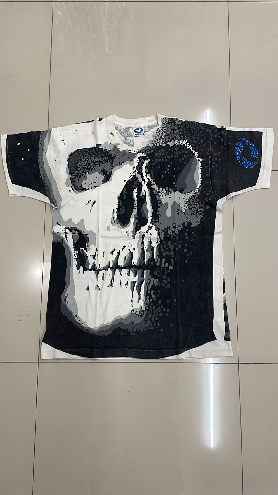 Liquid Blue Vintage AOP Chris Pinkerton Skull Liquid blue 1992 tee Size US L / EU 52-54 / 3 - 1 Thumbnail