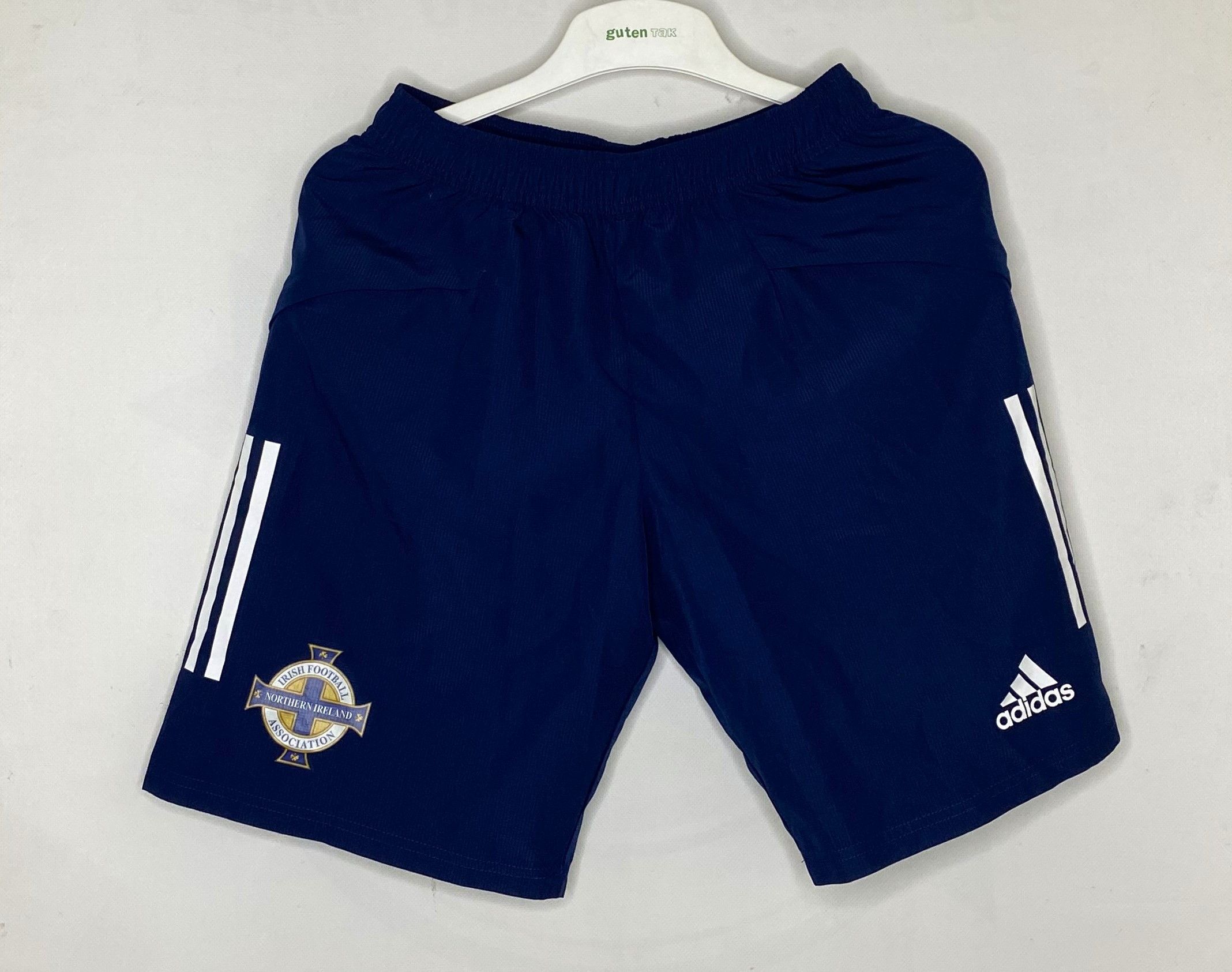 Adidas NORTHERN IRELAND NATIONAL TEAM 2019 FOOTBALL SHORTS SOCCER Size US 32 / EU 48 - 1 Thumbnail