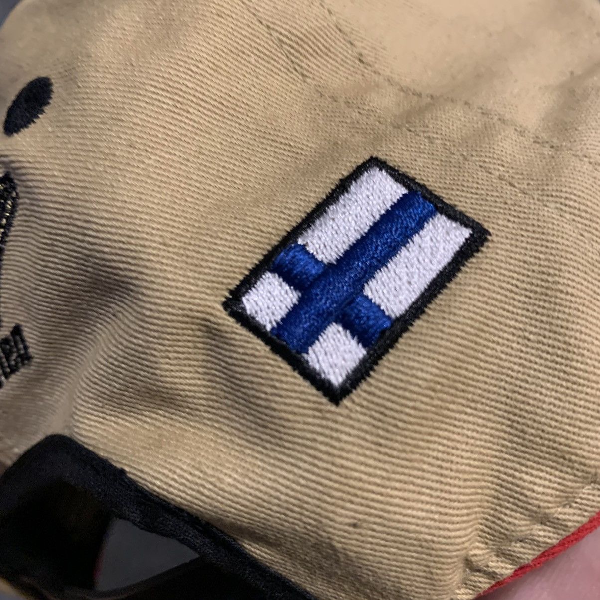 Formula 1 RARE Kimi Räikkönen 2013 Lotus F1 "The Iceman" Cap Size ONE SIZE - 10 Thumbnail
