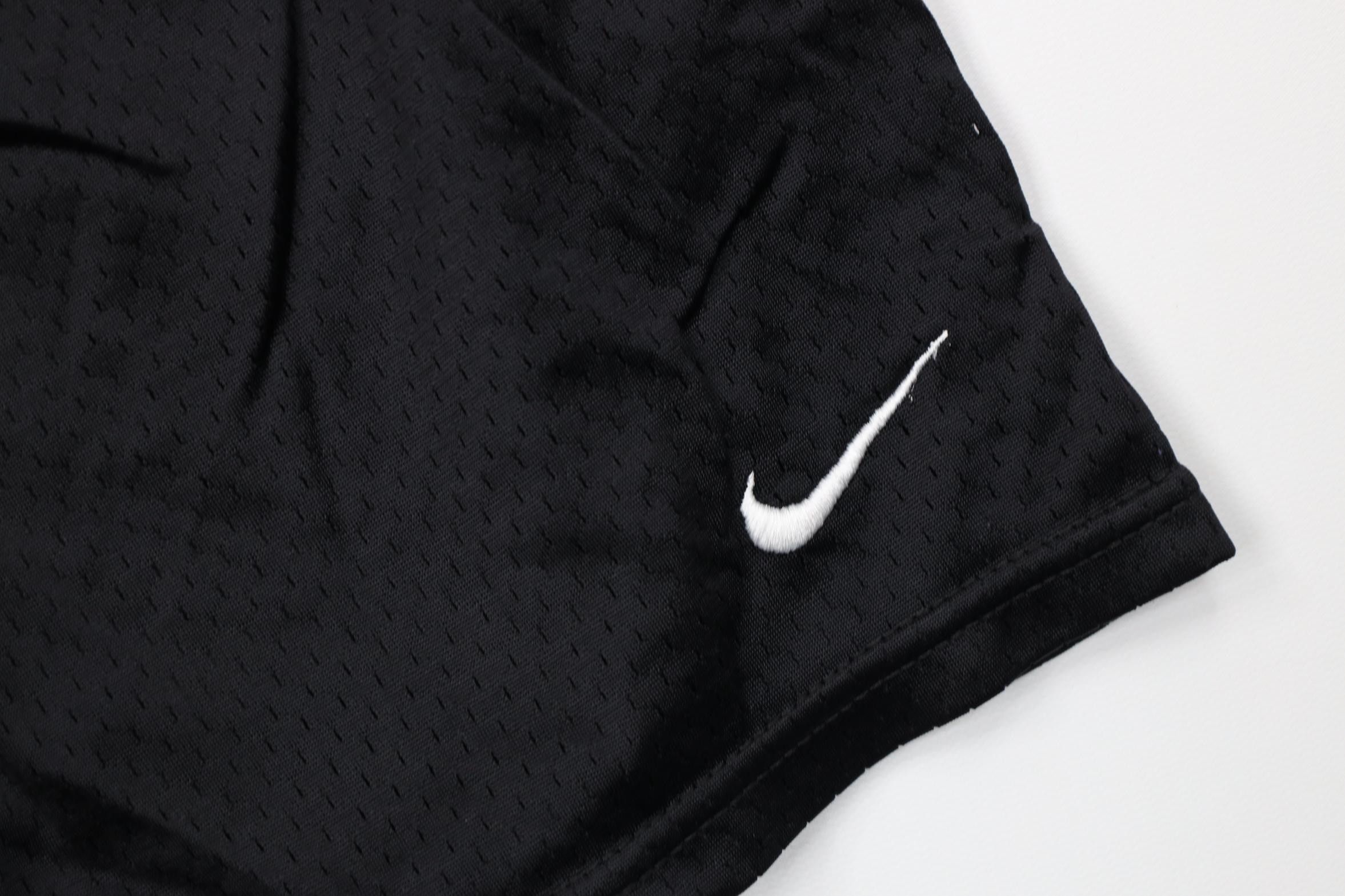 Nike Vintage 90s Y2K Nike Swoosh Mesh Above Knee Shorts Black Size US 38 / EU 54 - 5 Thumbnail