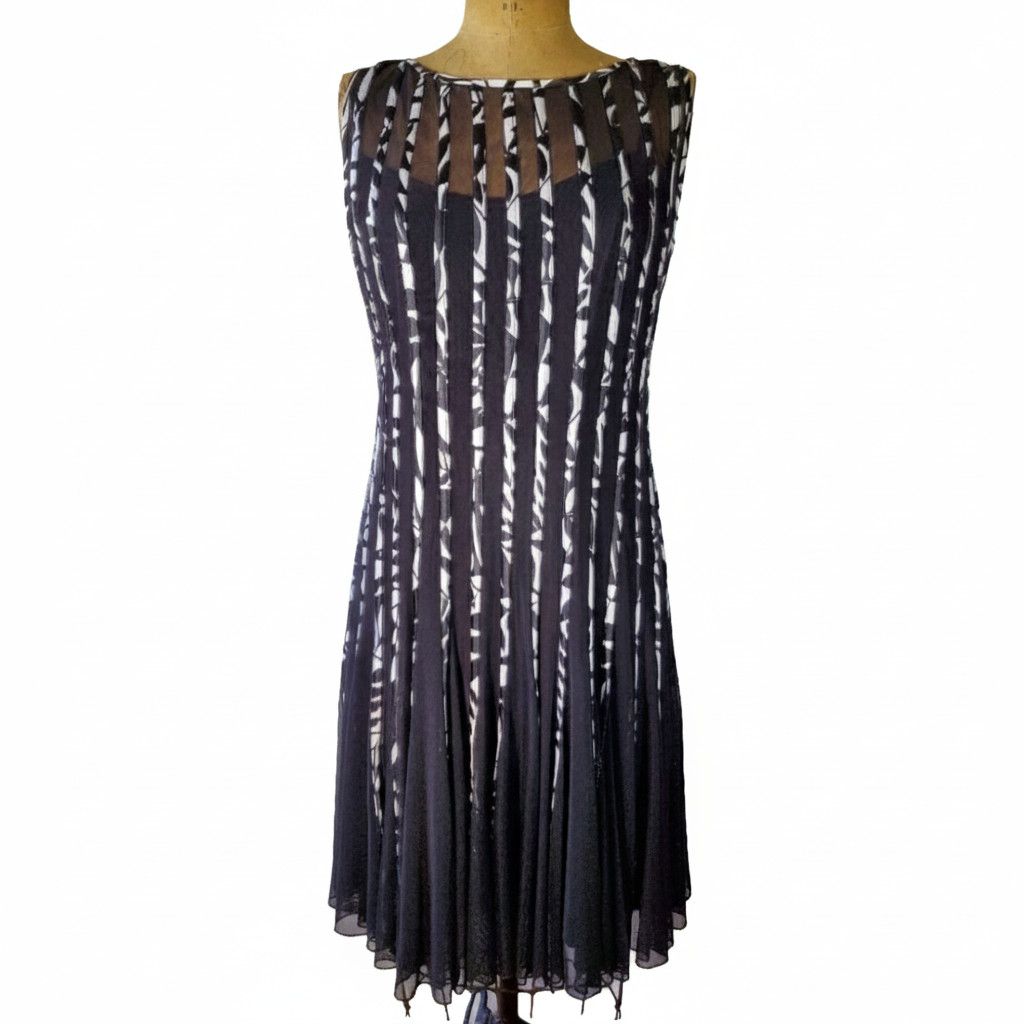 Other Xscape Size 14/XL Dress Black White Floral Stripe Sleeveless Size L / US 10 / IT 46 - 1 Thumbnail