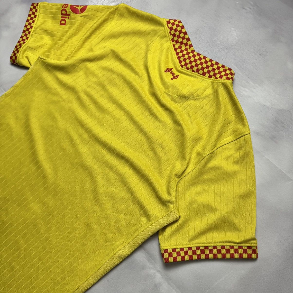 Nike Nike Liverpool 2021-22 Third Jersey Yellow Red Check XS Size US XS / EU 42 / 0 - 13 Thumbnail