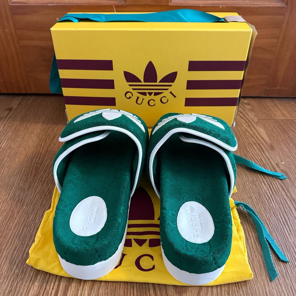 Gucci Magic sponge GG/ Demetra Size US 14 / EU 47 - 5 Thumbnail