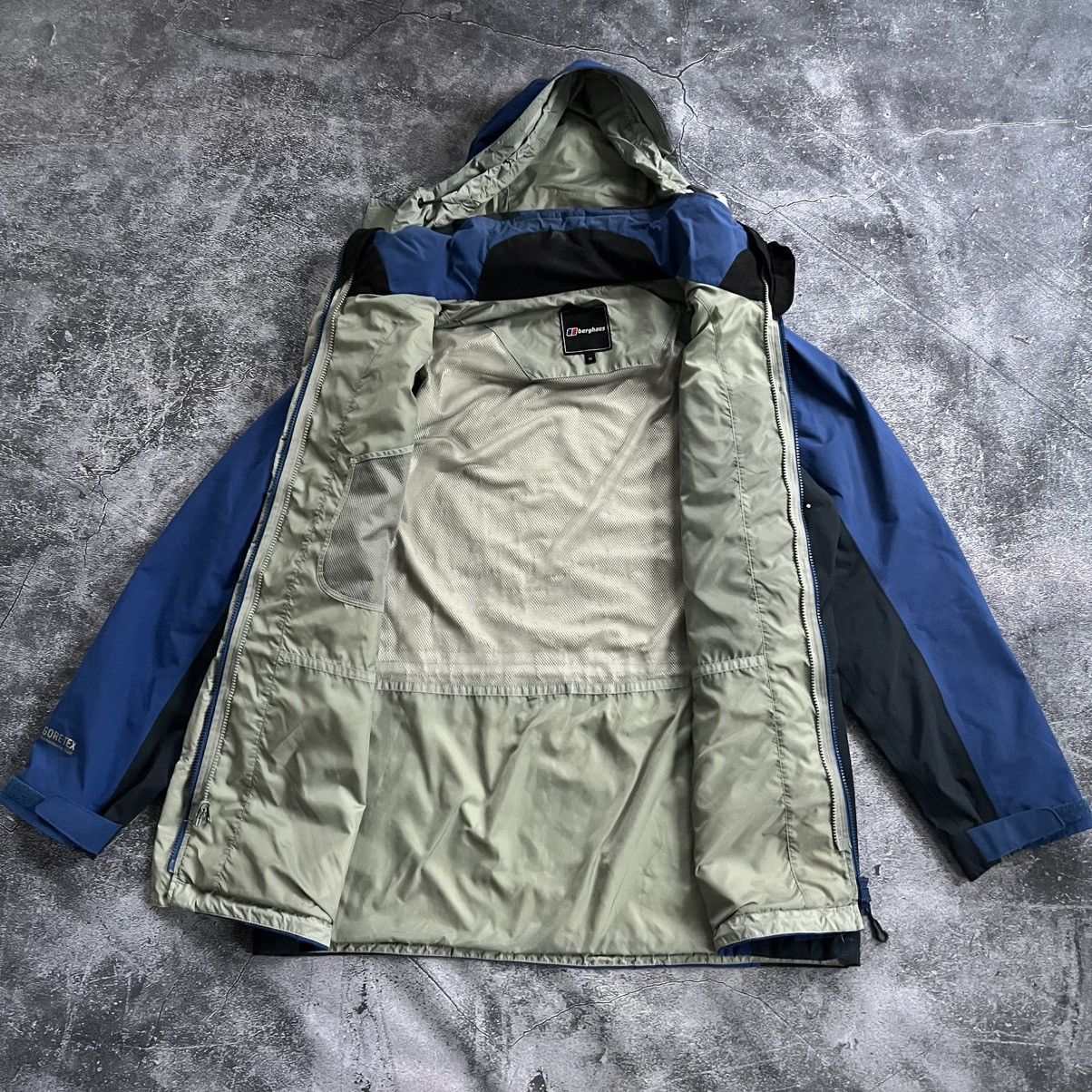 Berghaus Berghaus Men’s Gore-Tex Jacket Blue Waterproof Outdoor Size US XL / EU 56 / 4 - 7 Thumbnail