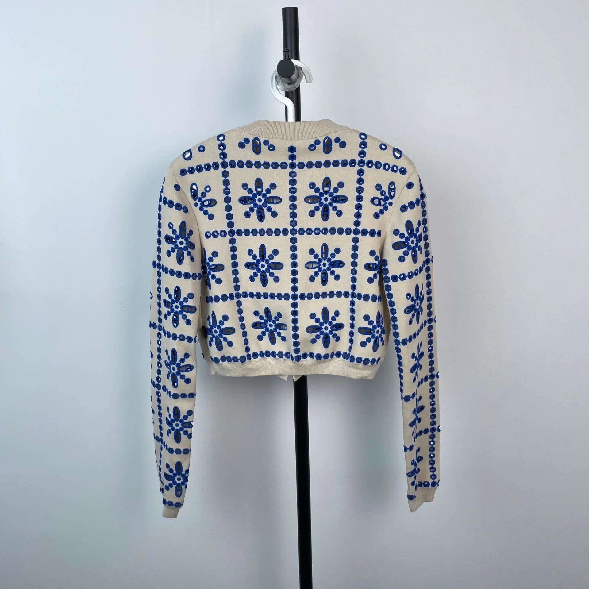 Louis Vuitton LV blue & white openwork knit sweater XS Size XS / US 0-2 / IT 36-38 - 2 Thumbnail