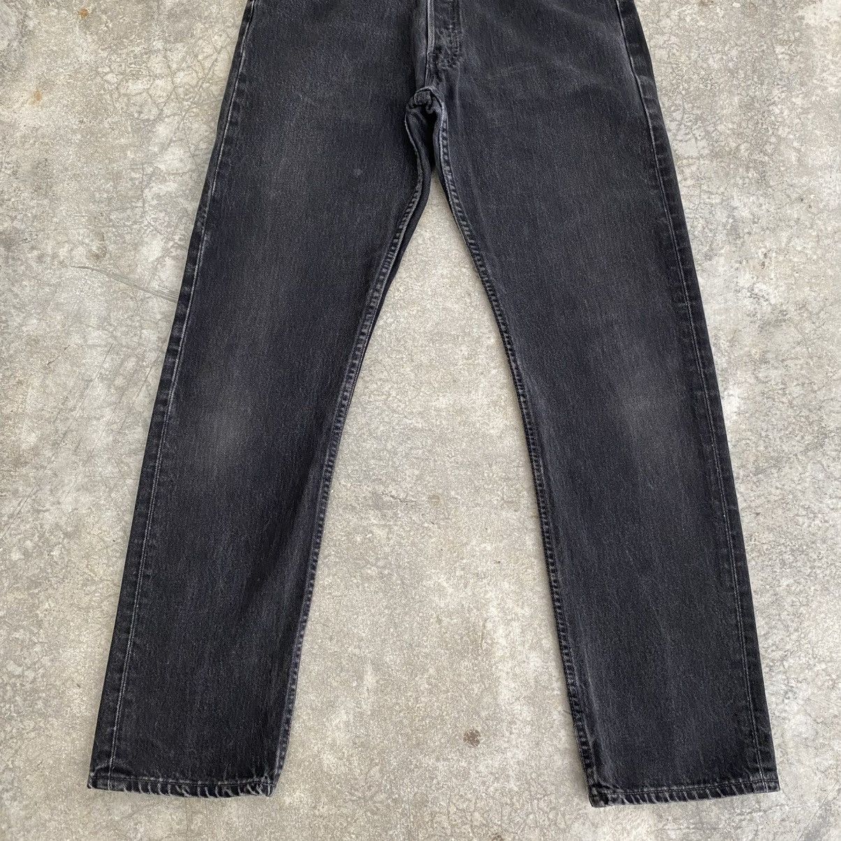 Levi's Size 30x31.5 Vintage 1996 Levis 501 Faded Black Denim Jeans Size US 30 / EU 46 - 4 Thumbnail