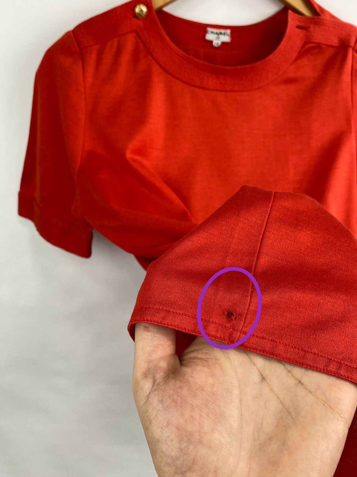Chanel 🇫🇷 Vintage 80s Chanel T-Shirt Made in France Size S / US 4 / IT 40 - 12 Thumbnail