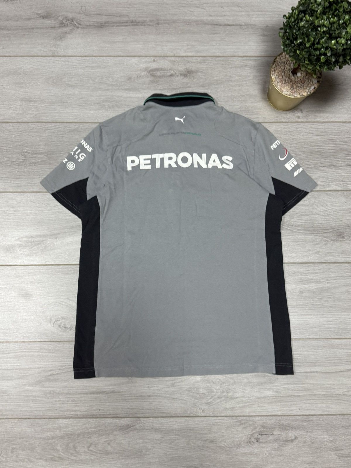 Puma Petronas Puma vintage Mclaren Mercedes pirelli vintage polo Size US L / EU 52-54 / 3 - 1 Thumbnail