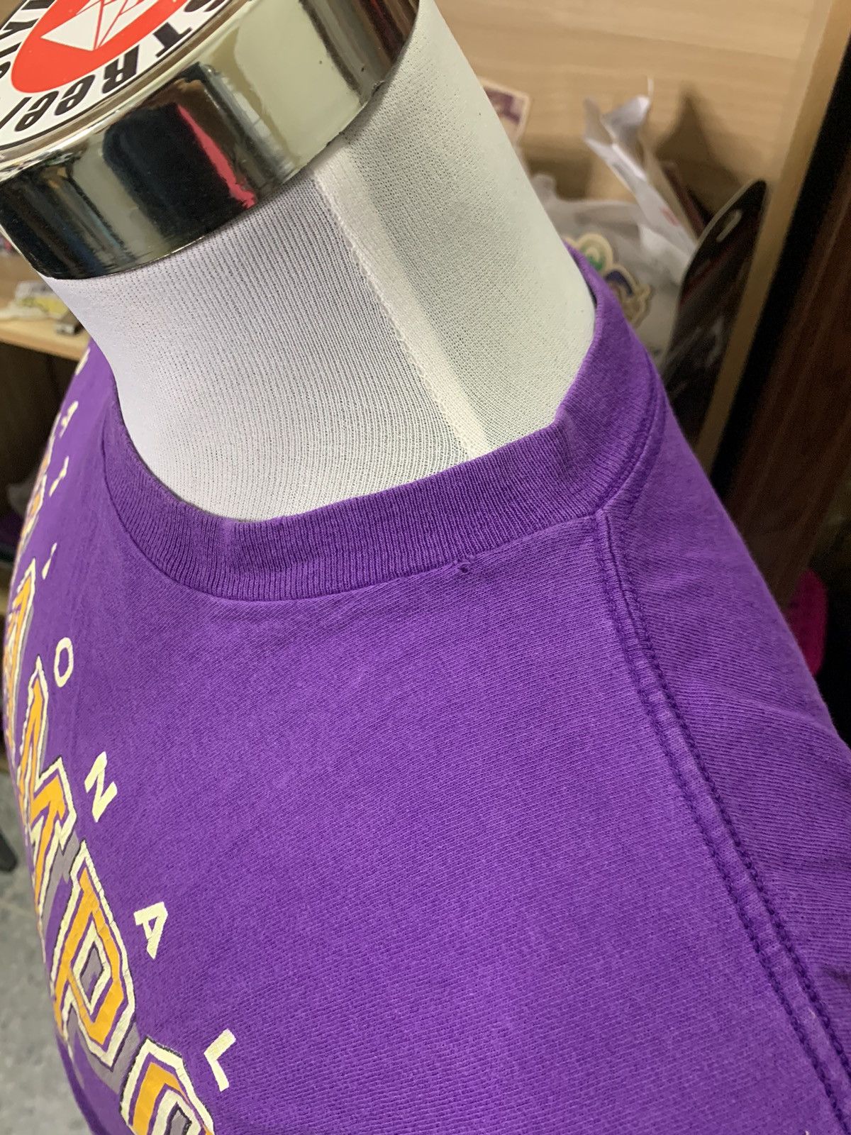 Vintage Rare Vintage 1991 champion huskies Distressed Size US L / EU 52-54 / 3 - 4 Thumbnail