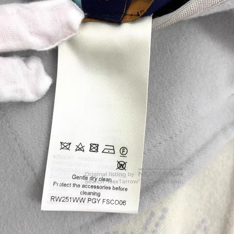 Louis Vuitton Louis Vuitton 25 color-block logo full-print hooded belt d Size XXS / US 00 / IT 34 - 8 Thumbnail