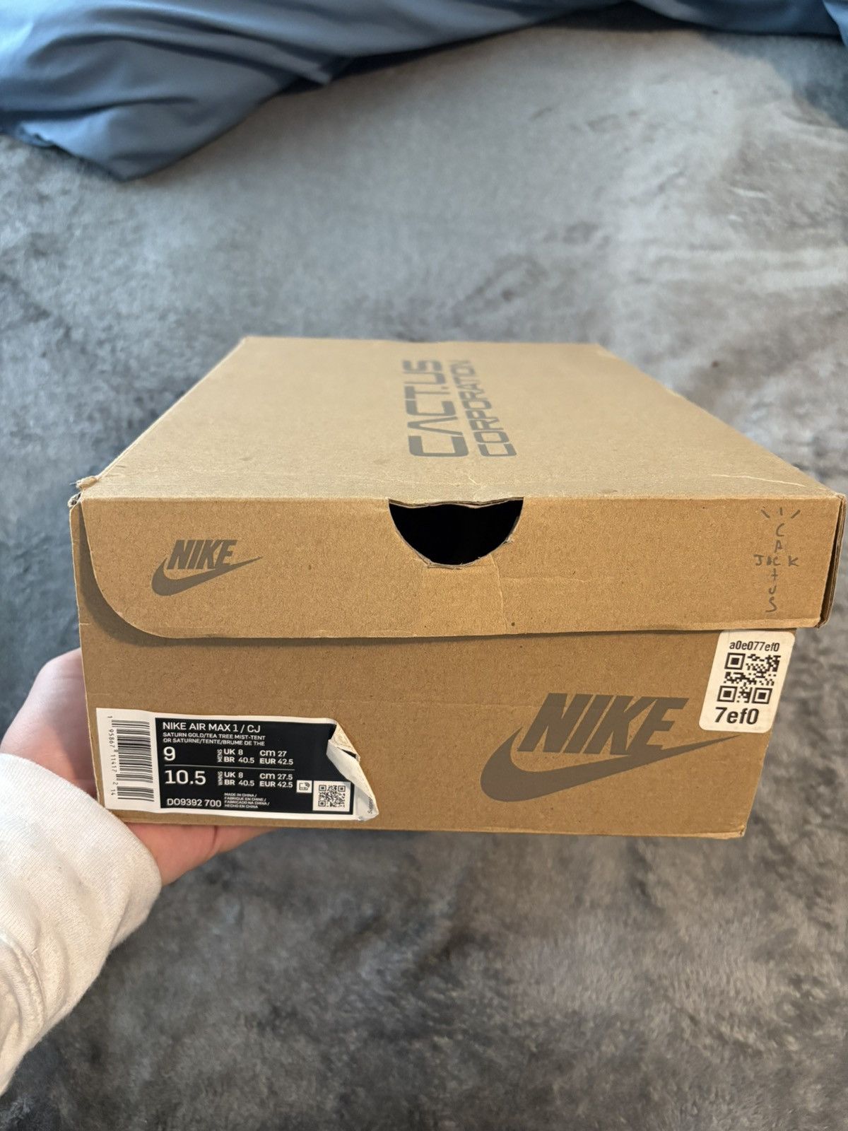 Nike × Travis Scott Travis Scott x Nike Air Max 1 ‘Saturn Gold’ Size US 9 / EU 42 - 7 Thumbnail
