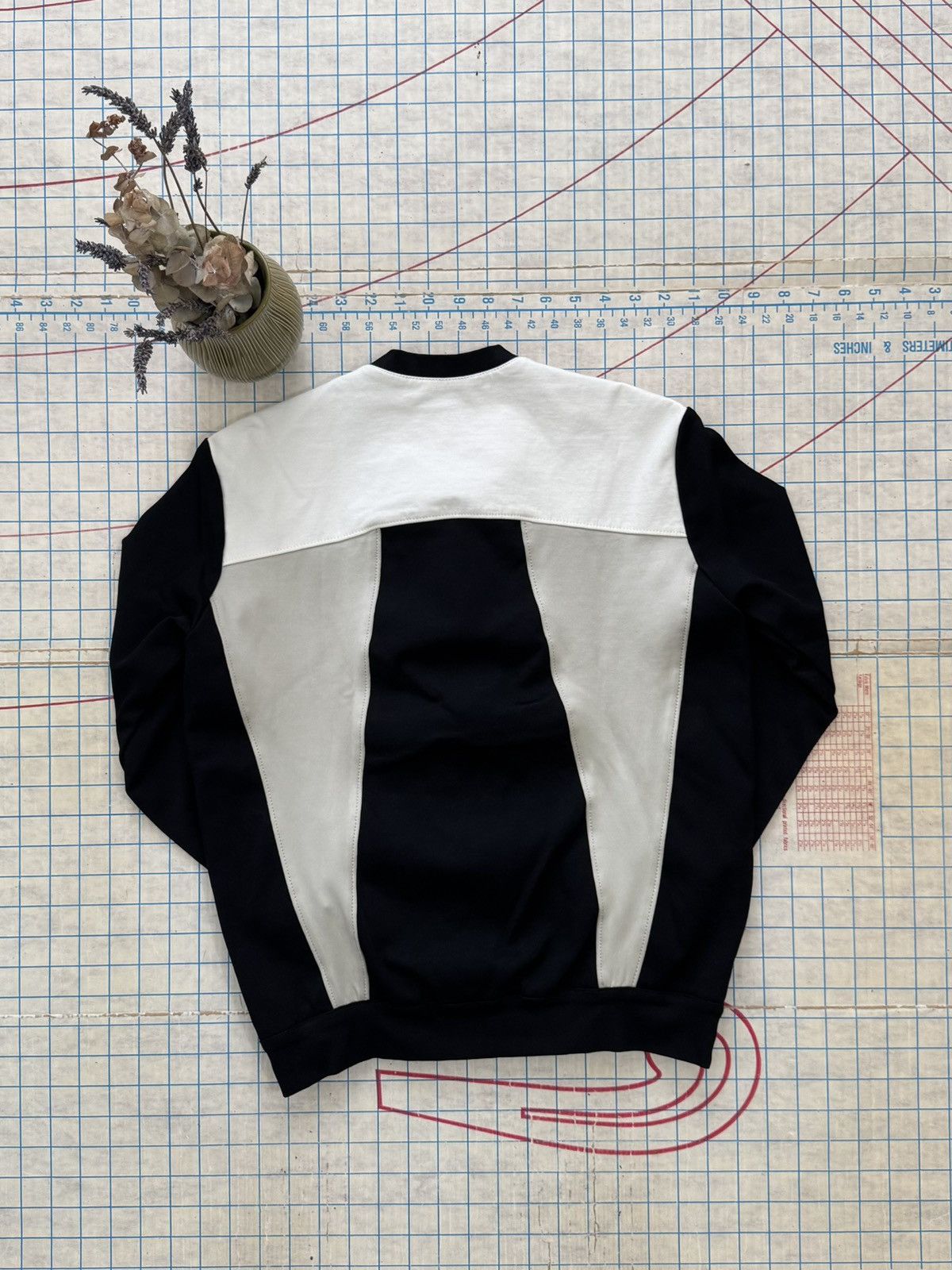 Helmut Lang Helmut Lang Women’s Bomber Jacket Black Grey White Size Med Size M / US 6-8 / IT 42-44 - 11 Thumbnail