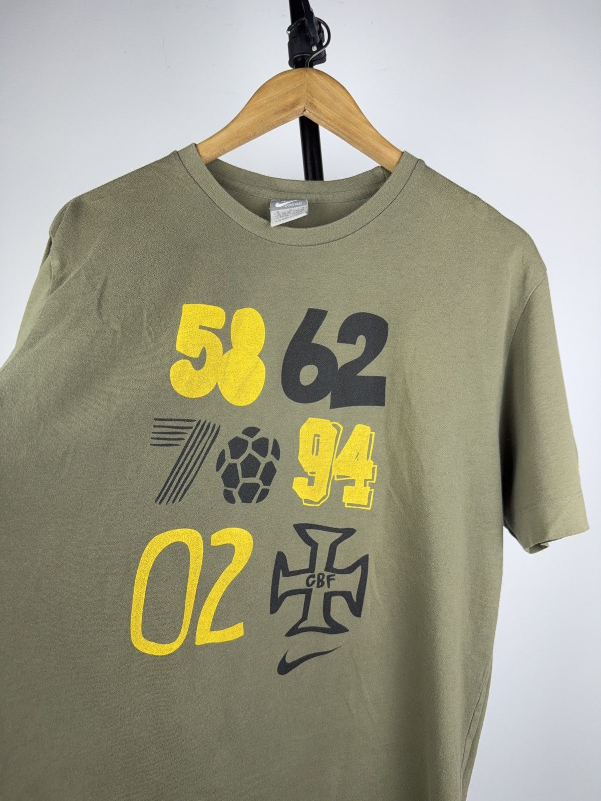 Nike Vintage 00s Retro Nike CBF Brasil Football T Shirt Size US M / EU 48-50 / 2 - 5 Thumbnail