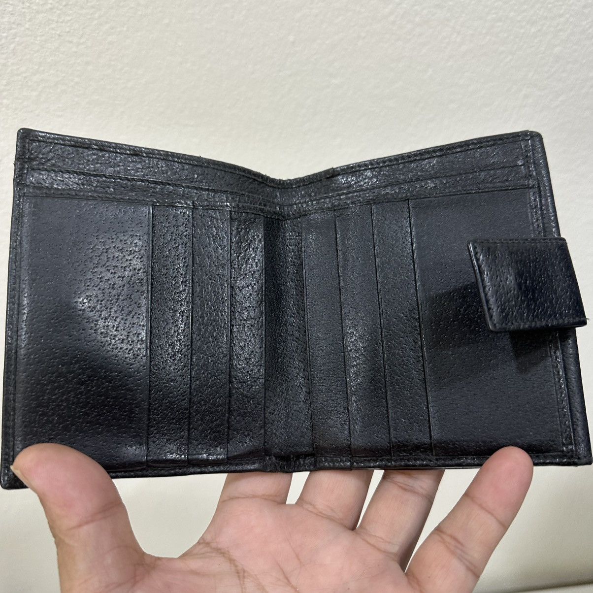 Gucci ‼️LASTDROP‼️ AUTHENTIC GUCCI LEATHER WALLET Size ONE SIZE - 4 Thumbnail