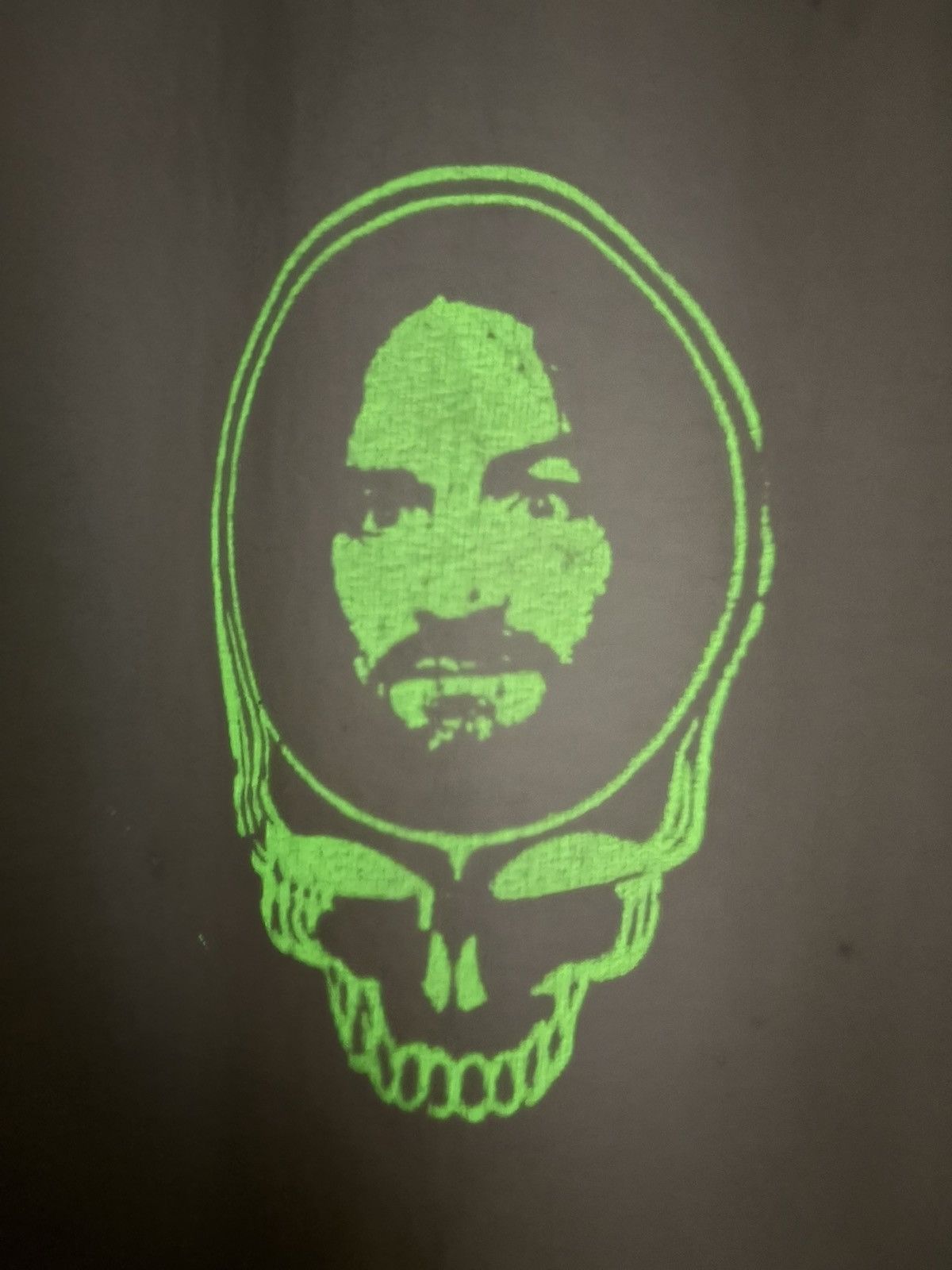Grateful Dead 🔥 GD JERRY GARCIA CHARLES MANSON GLOW IN THE DARK LOGO LS Size US M / EU 48-50 / 2 - 13 Thumbnail