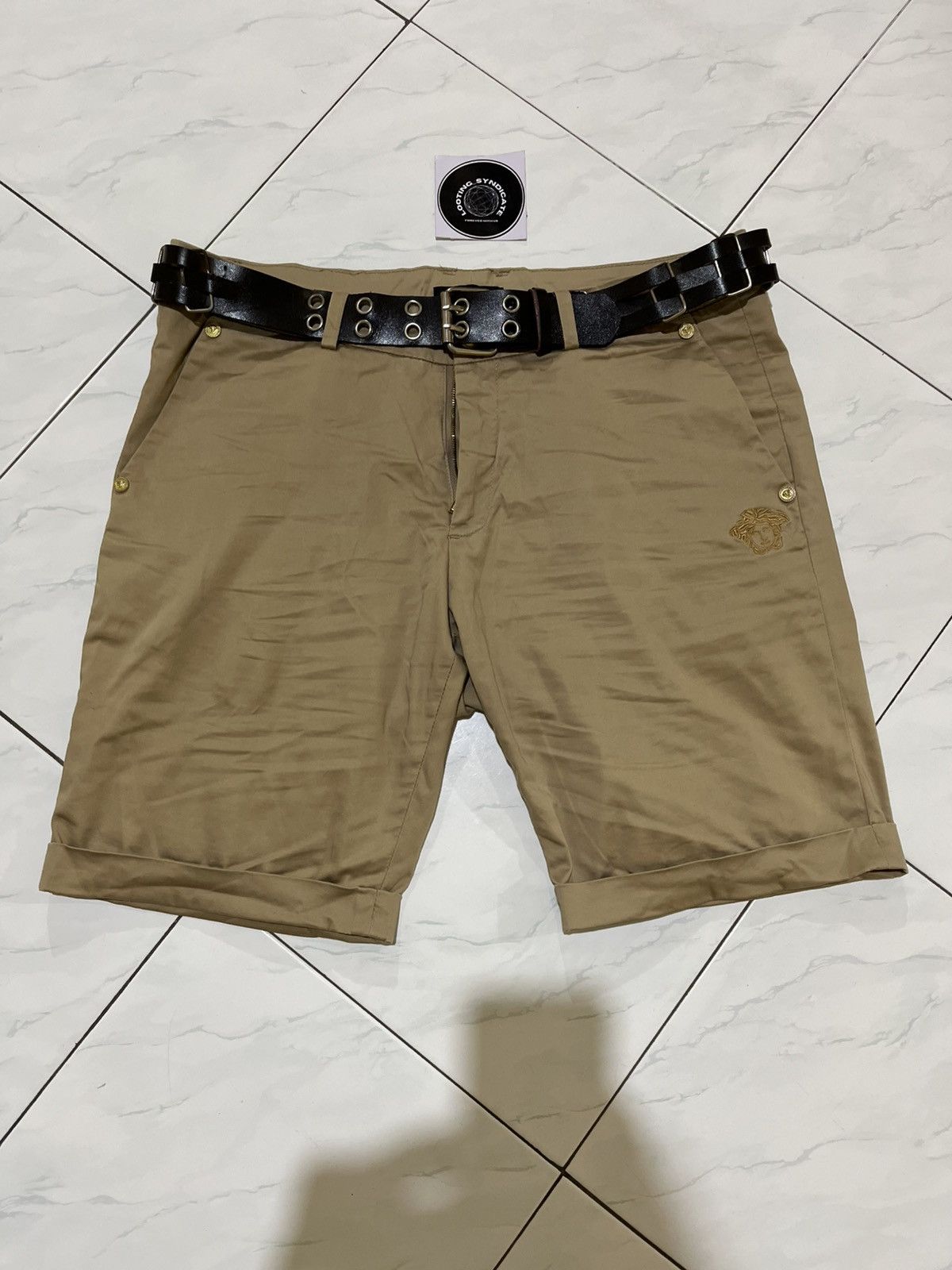 Versace 🔥 Gianni Versace Short Pants Size US 32 / EU 48 - 2 Thumbnail