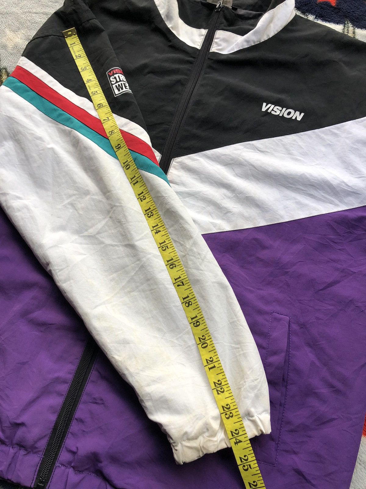 Vision Streetwear Vintage Vision Street Wear Light Jacket Size US L / EU 52-54 / 3 - 11 Thumbnail