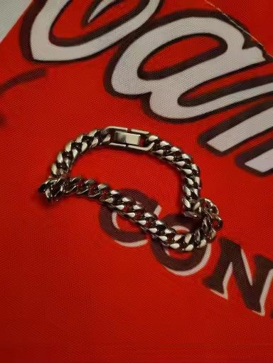 Jewelry 8 mm + 18 cm Cuban Chain Bracelets Size ONE SIZE - 1 Thumbnail
