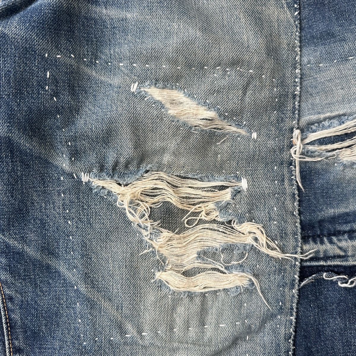Evisu Thrashed No 2 selvedge Denim seagulls Daicock jort capris Size US 36 / EU 52 - 10 Thumbnail