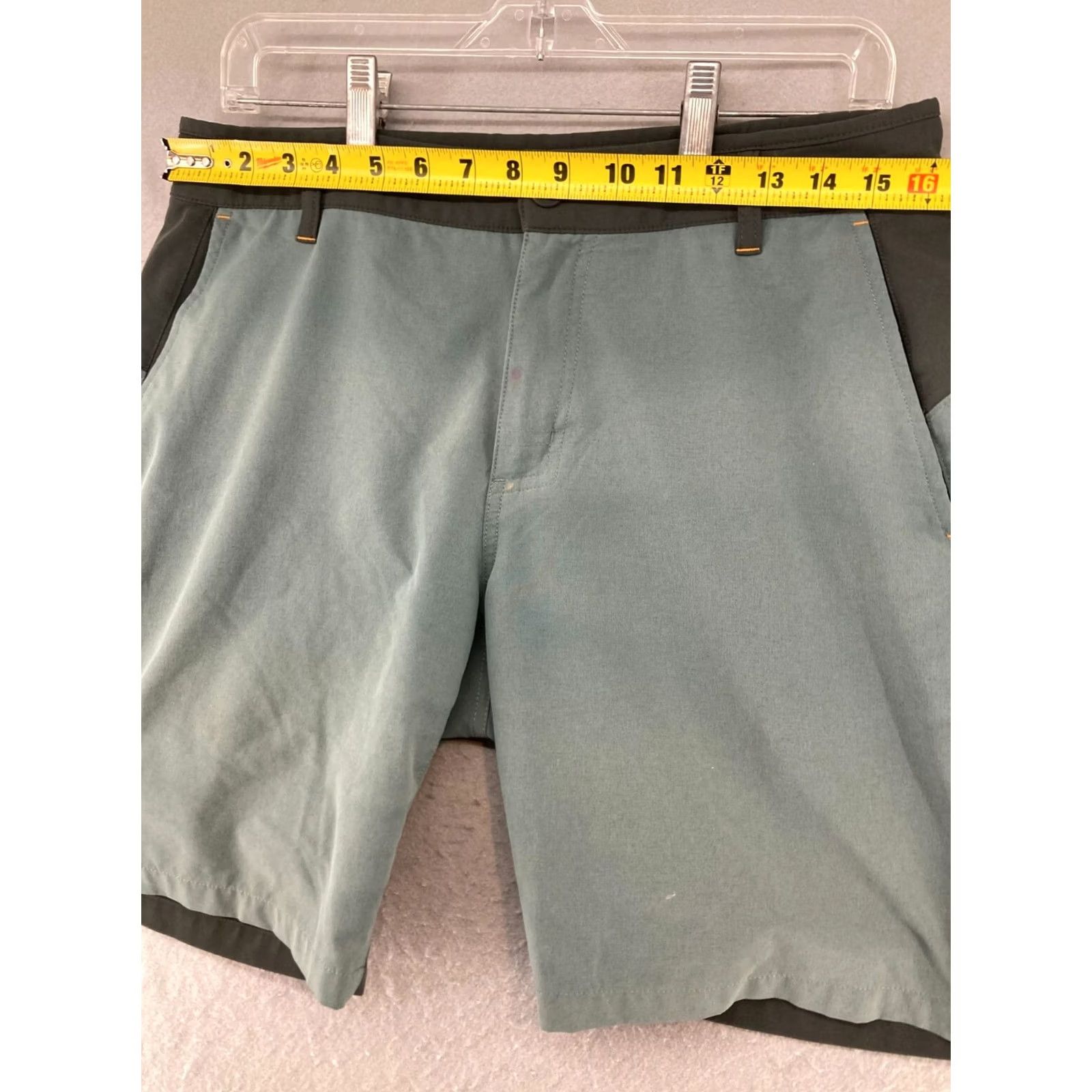 Mountain Hardwear Mountain Hardwear Bermuda Shorts 32 Blue Mens Regular Pocket Solid Outdoor Summer 32 Mens Size US 32 / EU 48 - 2 Thumbnail