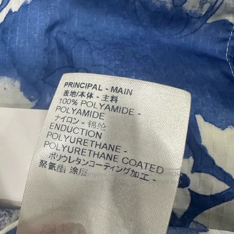 Louis Vuitton Louis Vuitton Blue and white ink full logo slanting zipper Size US M / EU 48-50 / 2 - 5 Thumbnail