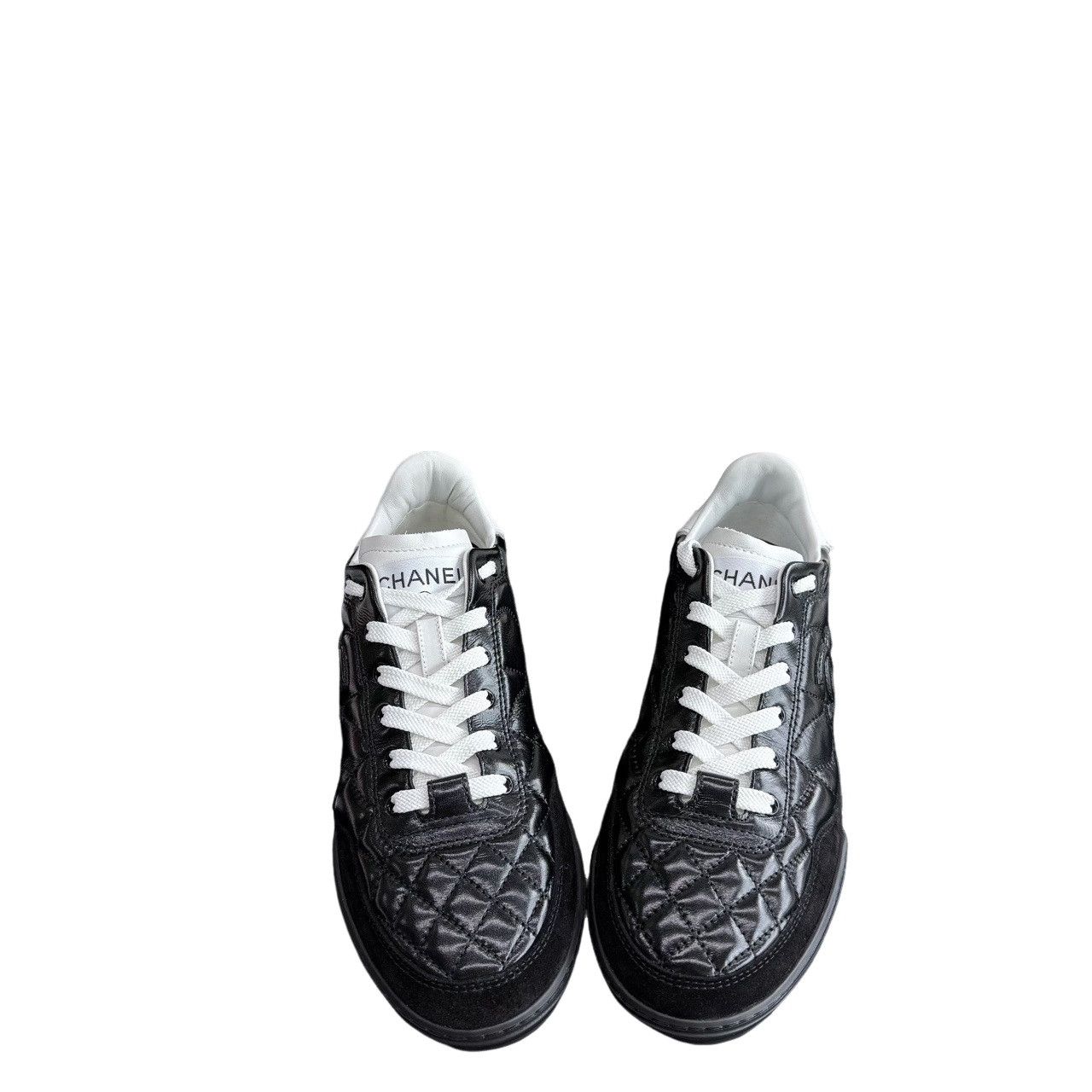 Chanel Chanel Quilted Low-Top Sneakers Size 36 Size US 6 / IT 36 - 1 Thumbnail